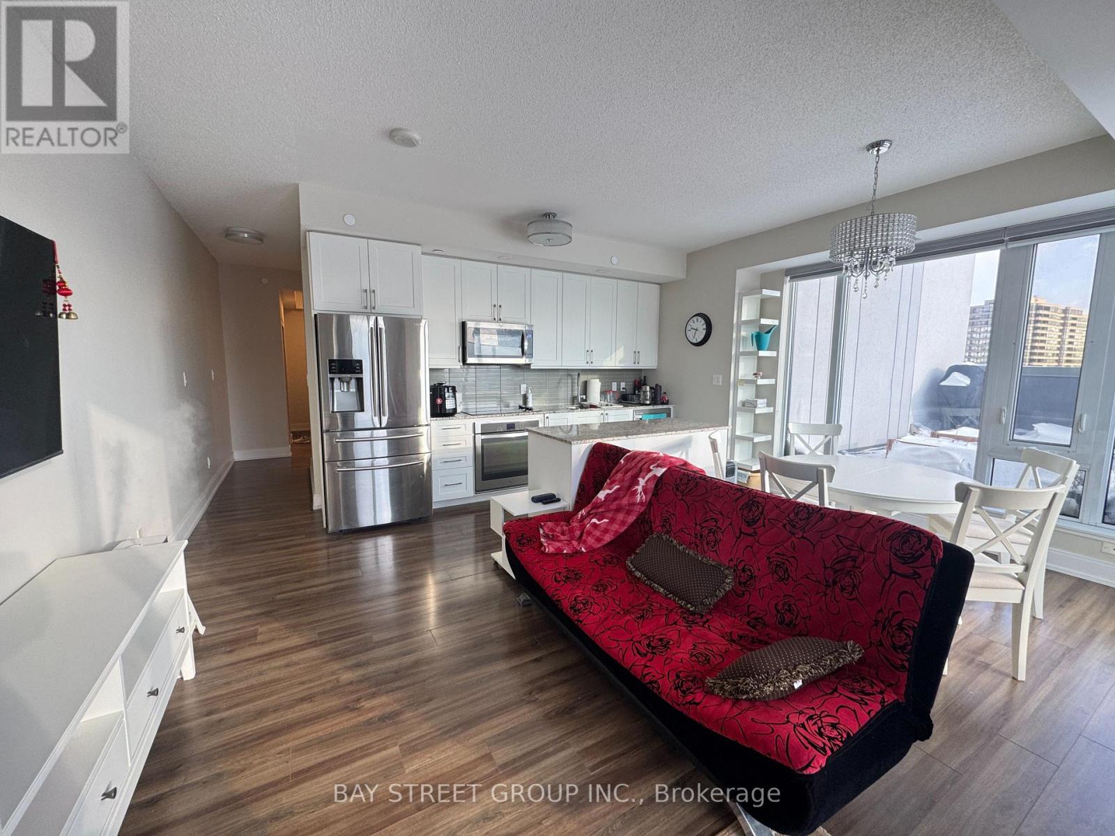 602b - 9600 Yonge Street, Richmond Hill, Ontario  L4C 0X3 - Photo 3 - N12726544