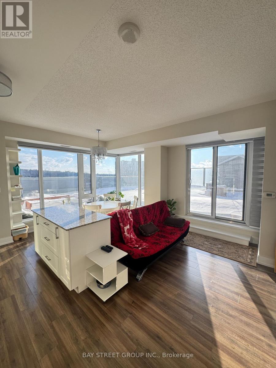 602b - 9600 Yonge Street, Richmond Hill, Ontario  L4C 0X3 - Photo 4 - N12726544