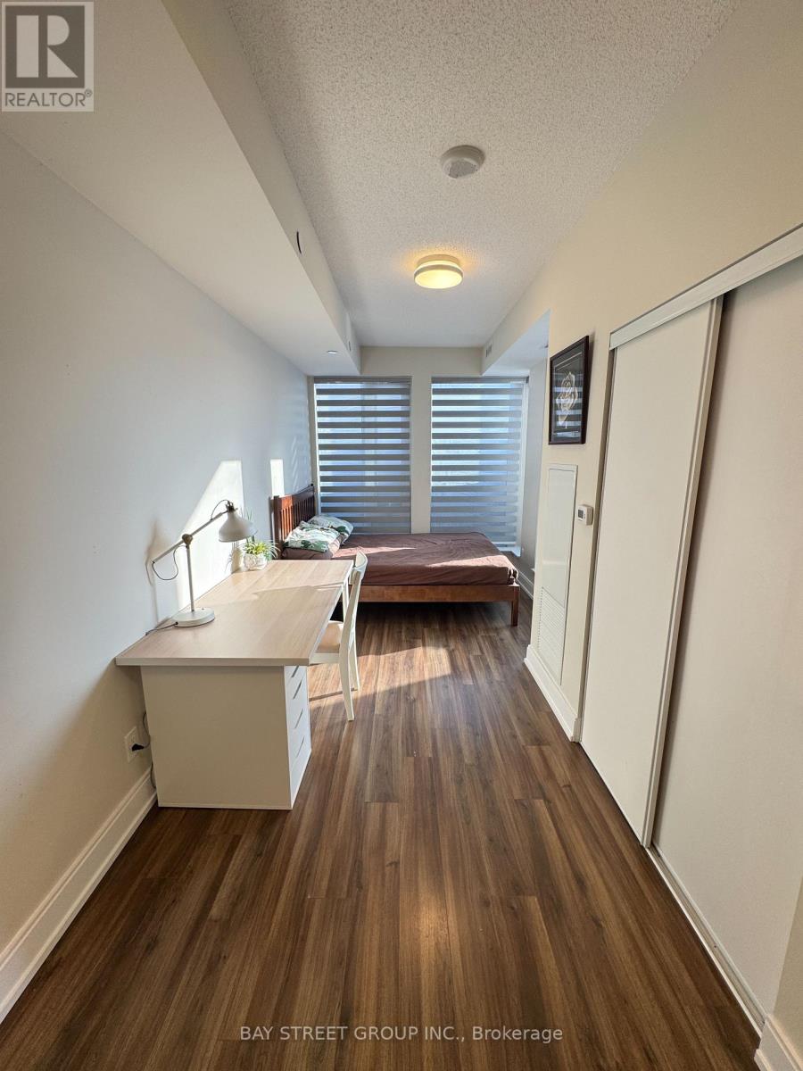 602b - 9600 Yonge Street, Richmond Hill, Ontario  L4C 0X3 - Photo 8 - N12726544