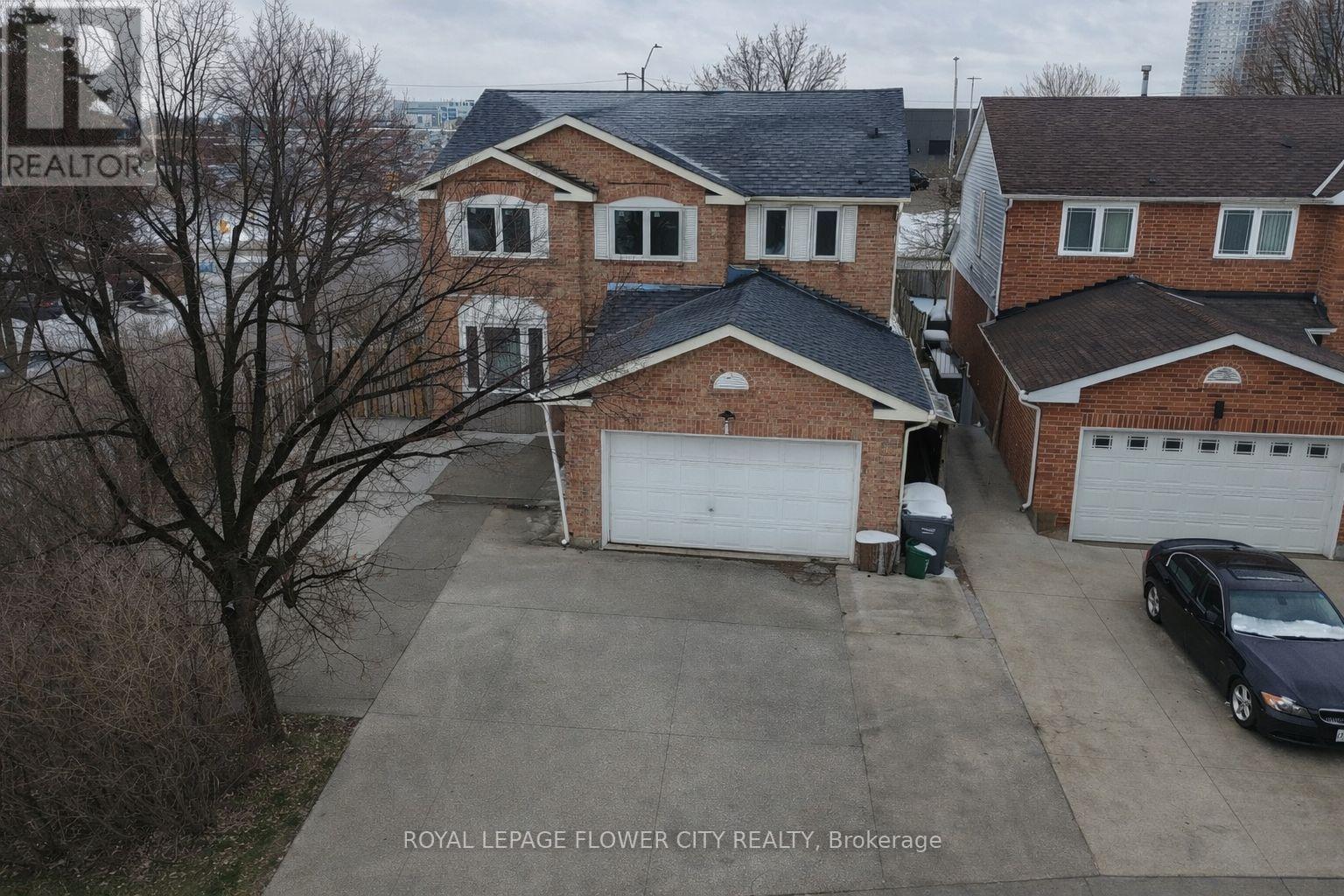 1 DONALDSON DRIVE, Brampton, Ontario