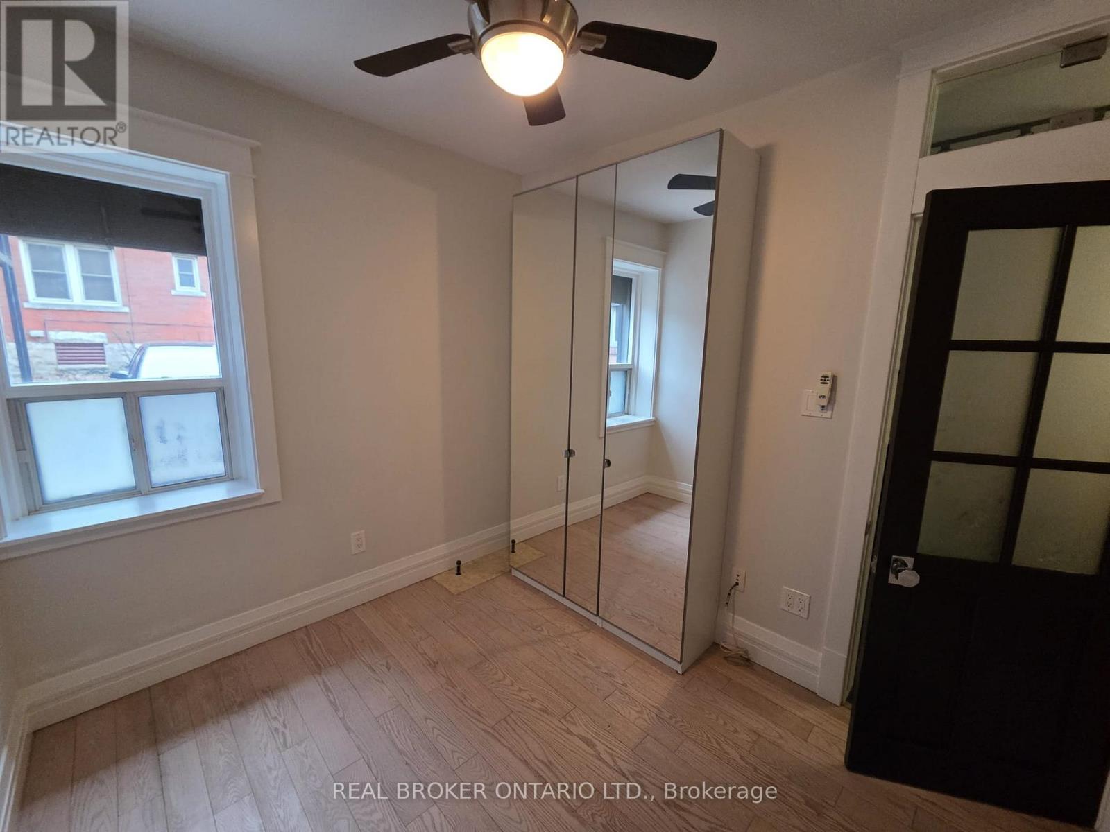 1 - 479 Aberdeen Avenue, Hamilton, Ontario  L8P 2S5 - Photo 10 - X12726558