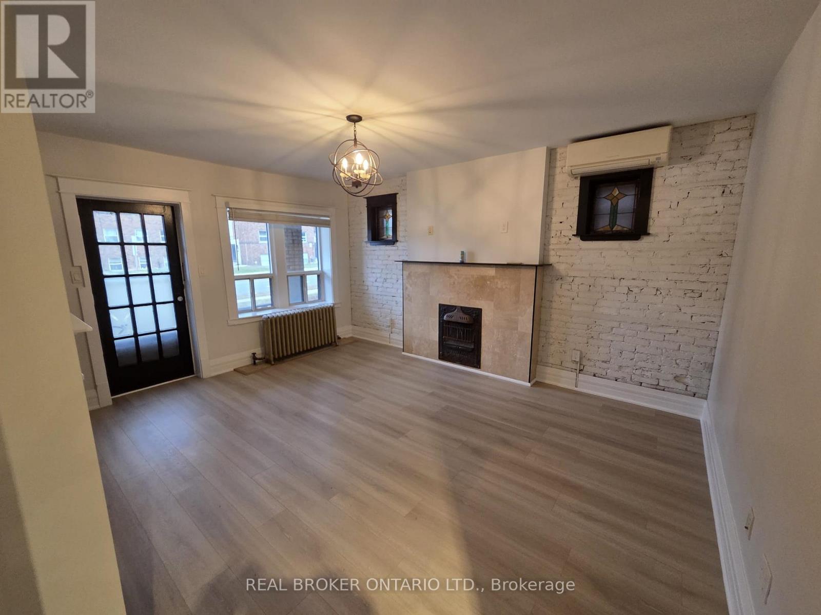 1 - 479 Aberdeen Avenue, Hamilton, Ontario  L8P 2S5 - Photo 2 - X12726558