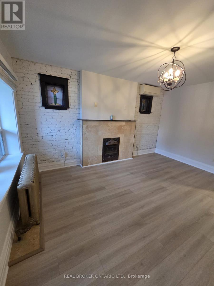 1 - 479 Aberdeen Avenue, Hamilton, Ontario  L8P 2S5 - Photo 3 - X12726558