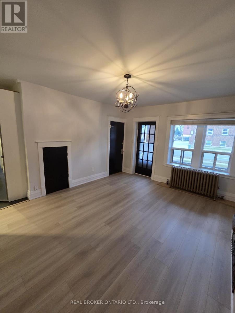 1 - 479 Aberdeen Avenue, Hamilton, Ontario  L8P 2S5 - Photo 4 - X12726558