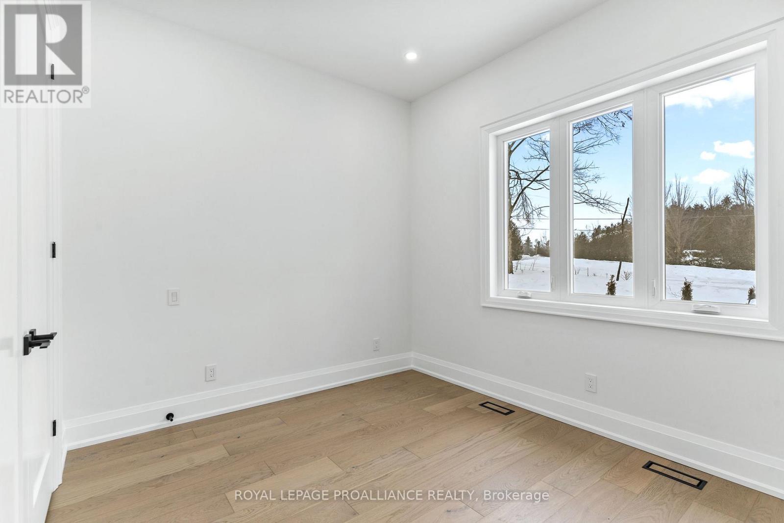 160 Sumcot Drive, Trent Lakes, Ontario  K0L 1J0 - Photo 20 - X12726574