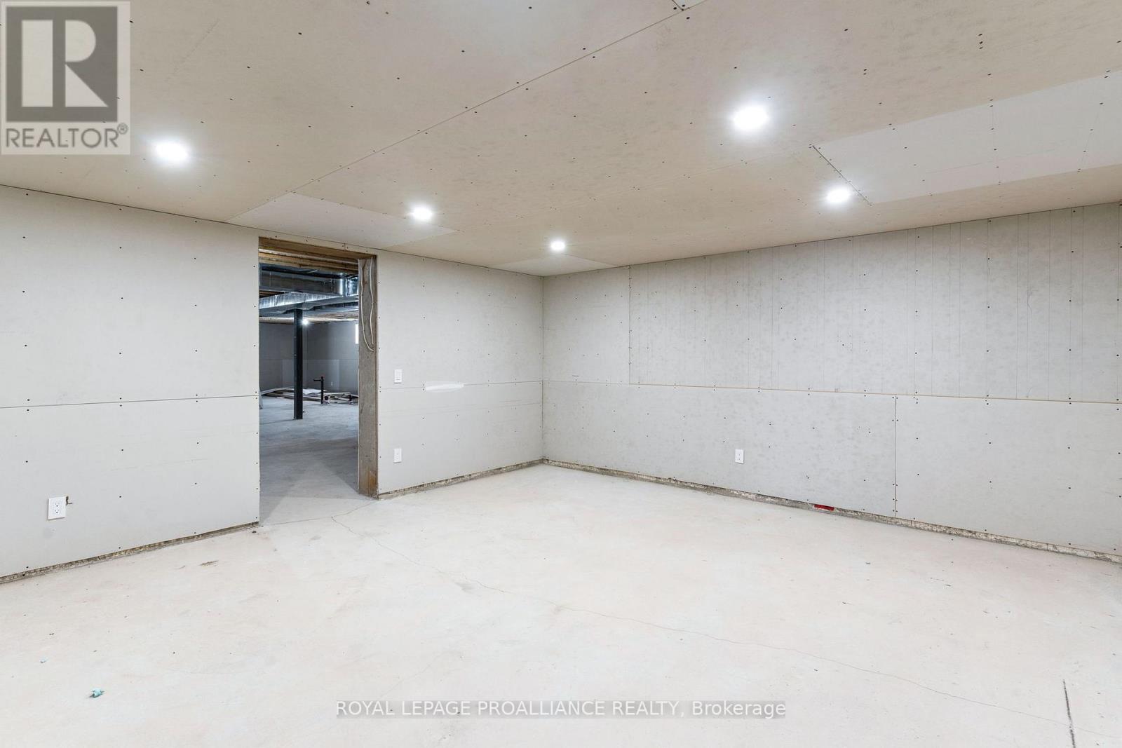 160 Sumcot Drive, Trent Lakes, Ontario  K0L 1J0 - Photo 35 - X12726574