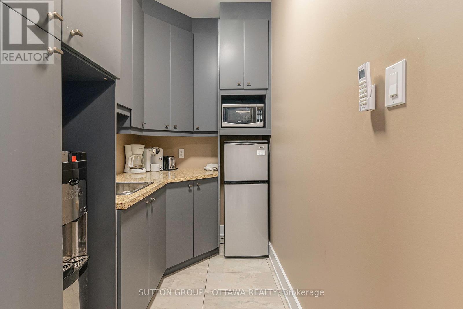 D19 - 2285 St Laurent Boulevard, Ottawa, Ontario  K1G 4Z7 - Photo 14 - X12726588