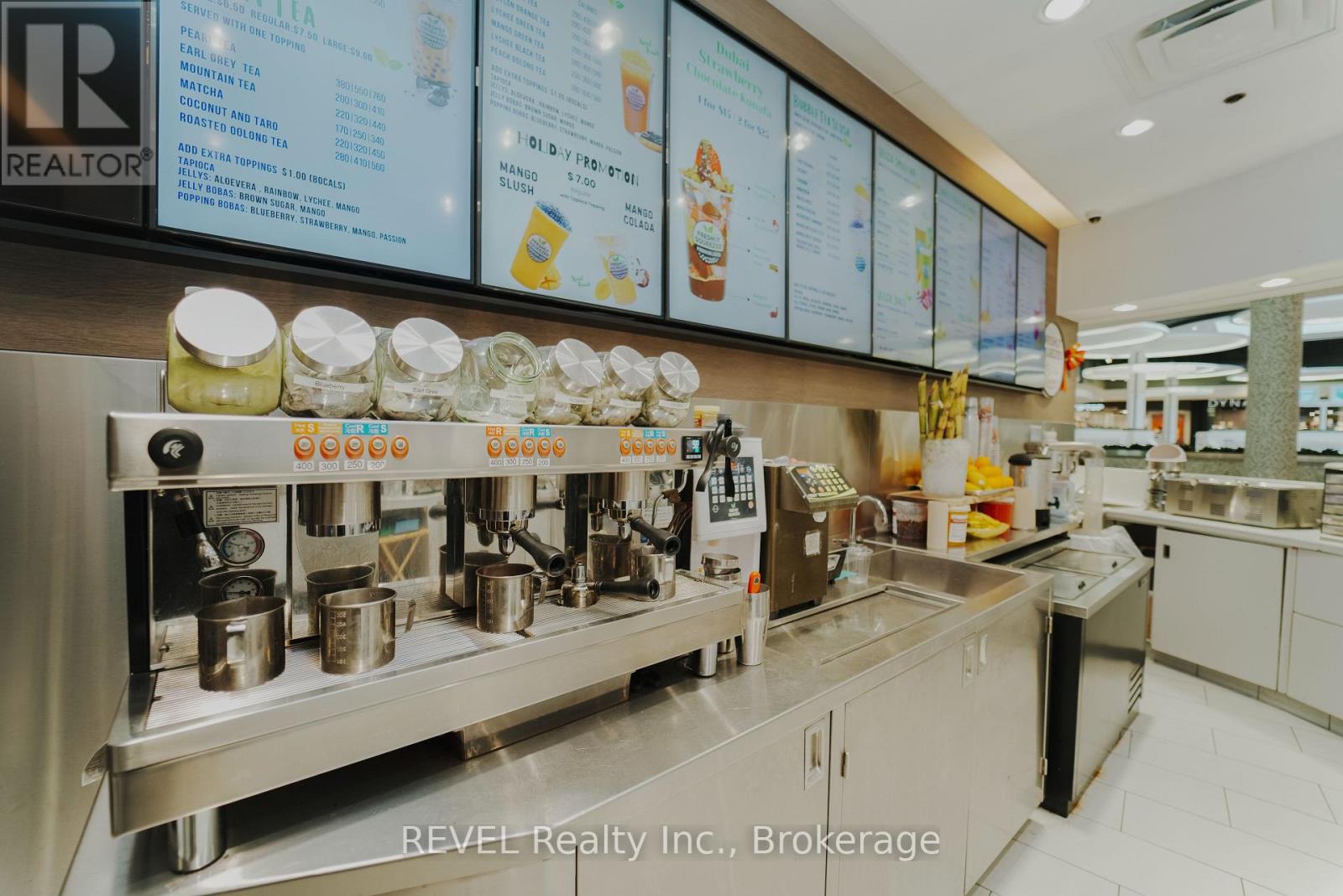 Fc10 - 221 Glendale Avenue, St. Catharines, Ontario  L2T 2K9 - Photo 5 - X12726576