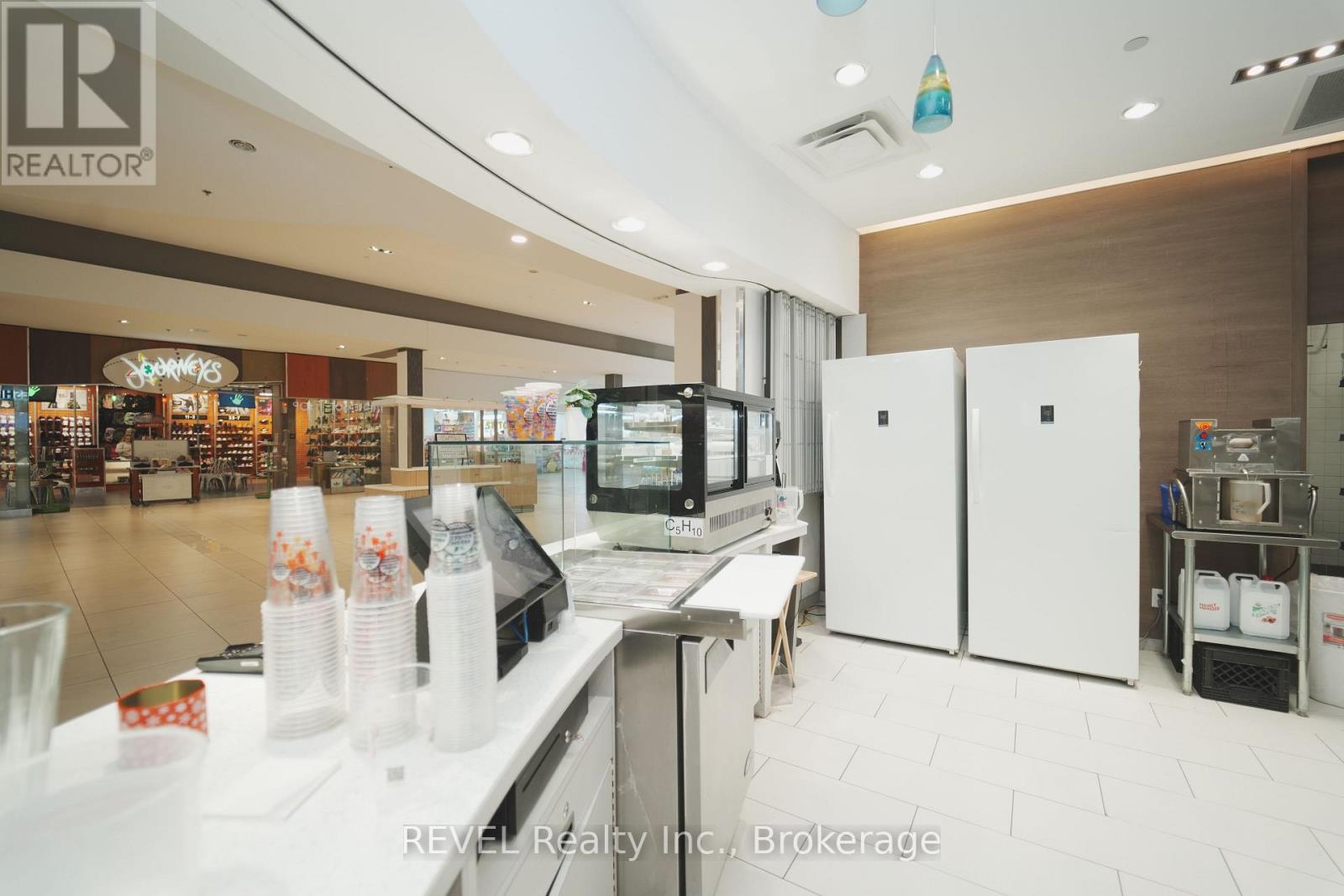 Fc10 - 221 Glendale Avenue, St. Catharines, Ontario  L2T 2K9 - Photo 6 - X12726576