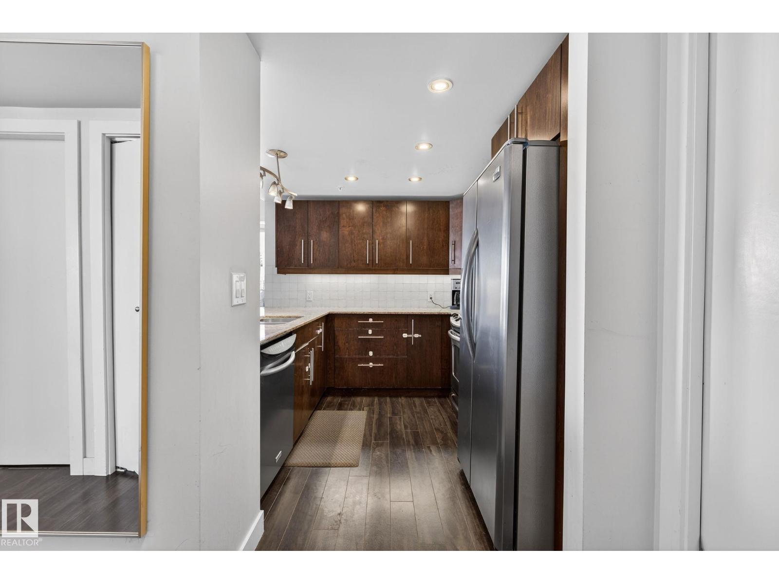 #1404 10046 117 St Nw, Edmonton, Alberta  T5K 1X2 - Photo 3 - E4470961