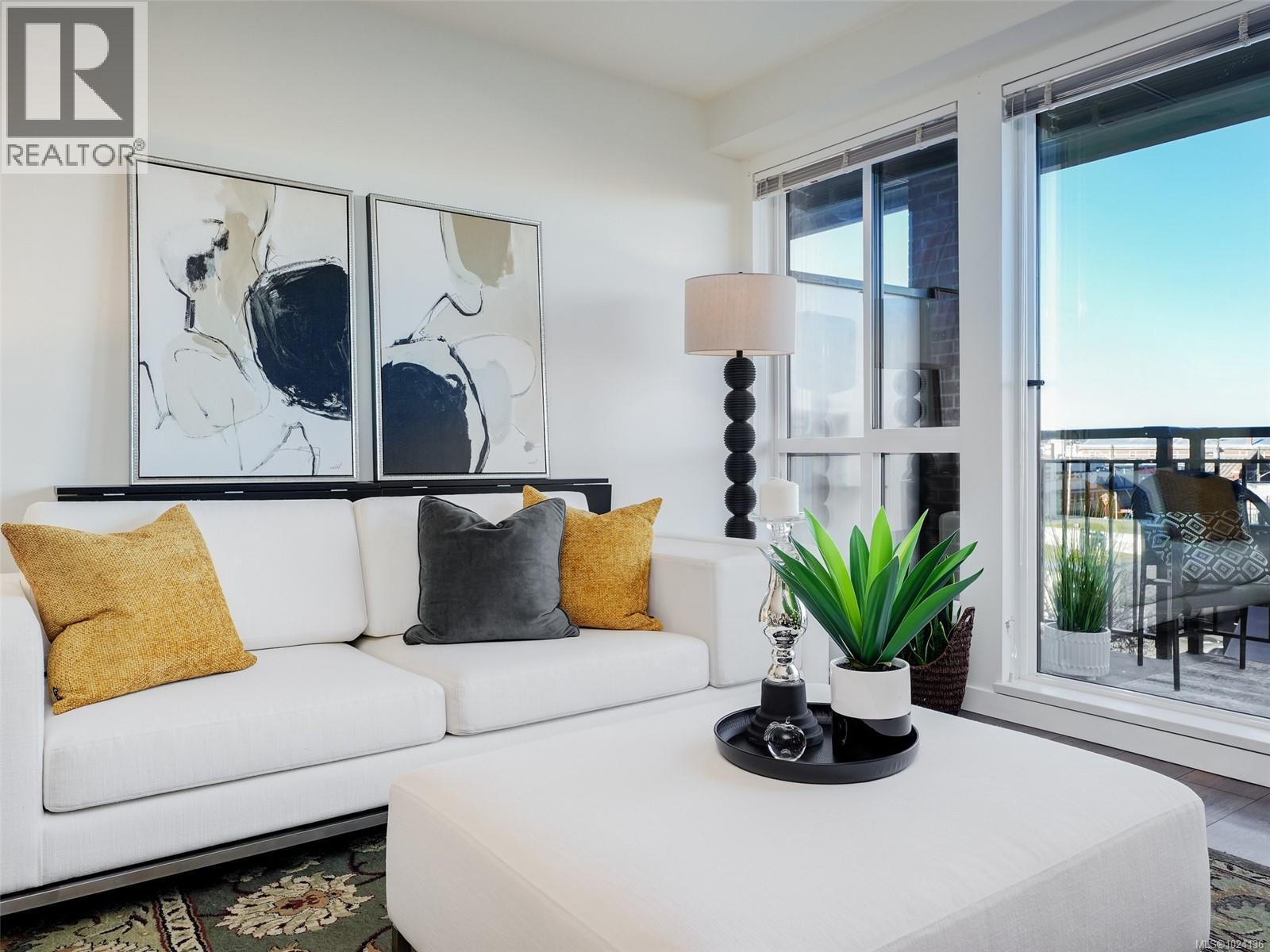 305 517 Fisgard St, Victoria, British Columbia  V8W 0C5 - Photo 3 - 1024136