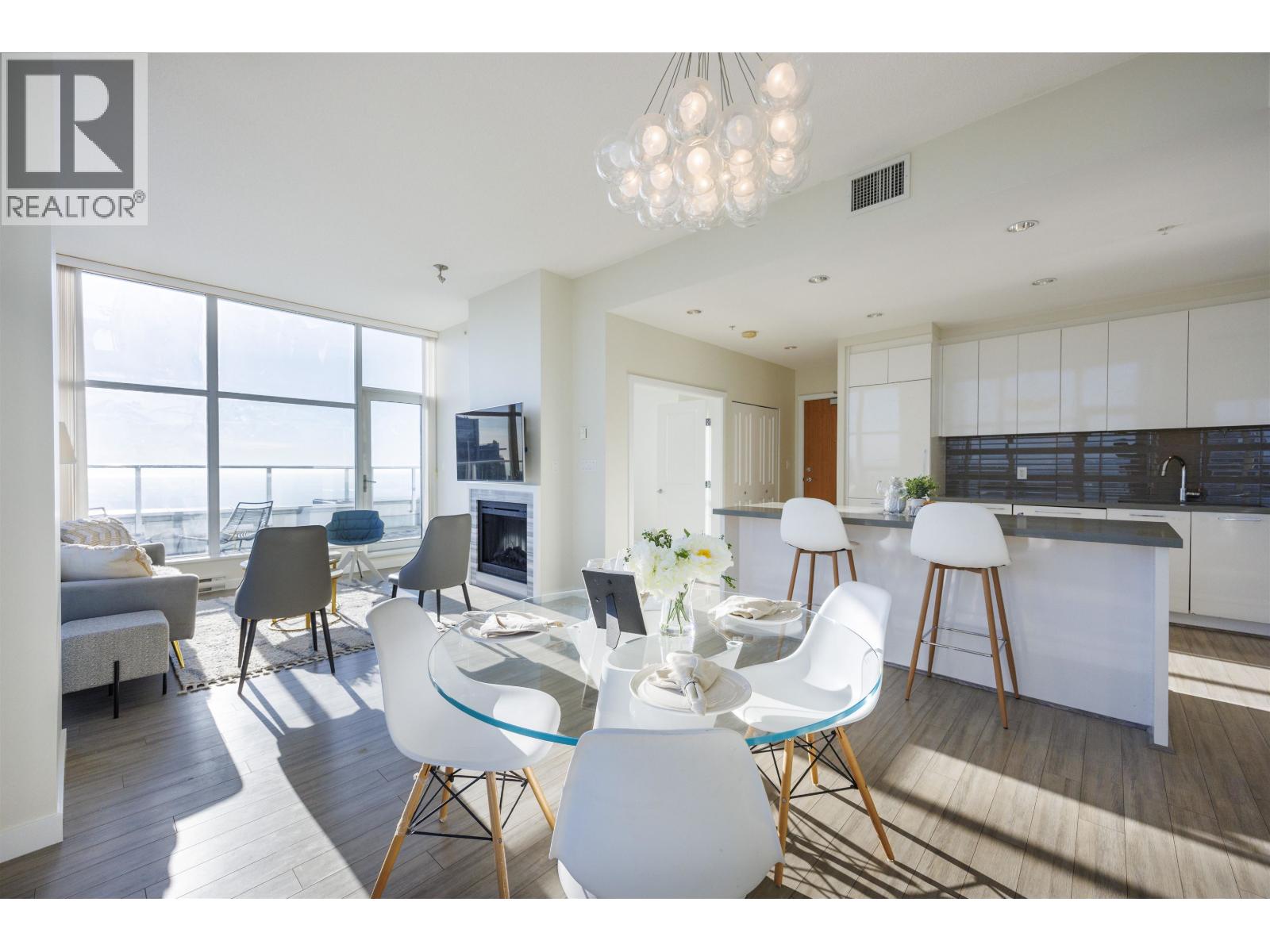 4203 4880 Bennett Street, Burnaby, British Columbia  V5H 0C1 - Photo 4 - R3081009