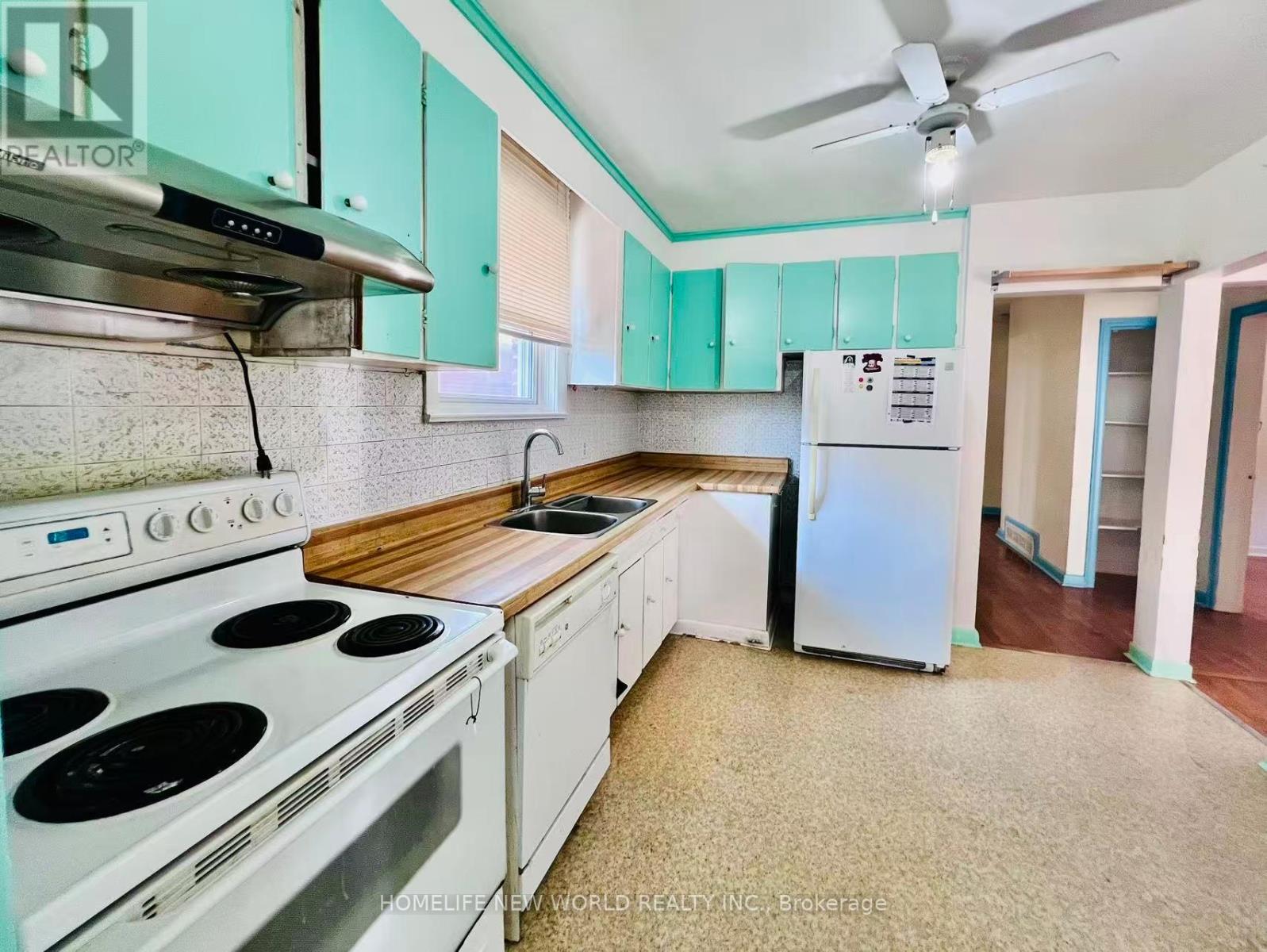 133 Budea Crescent, Toronto, Ontario  M1R 4W2 - Photo 4 - E12726564