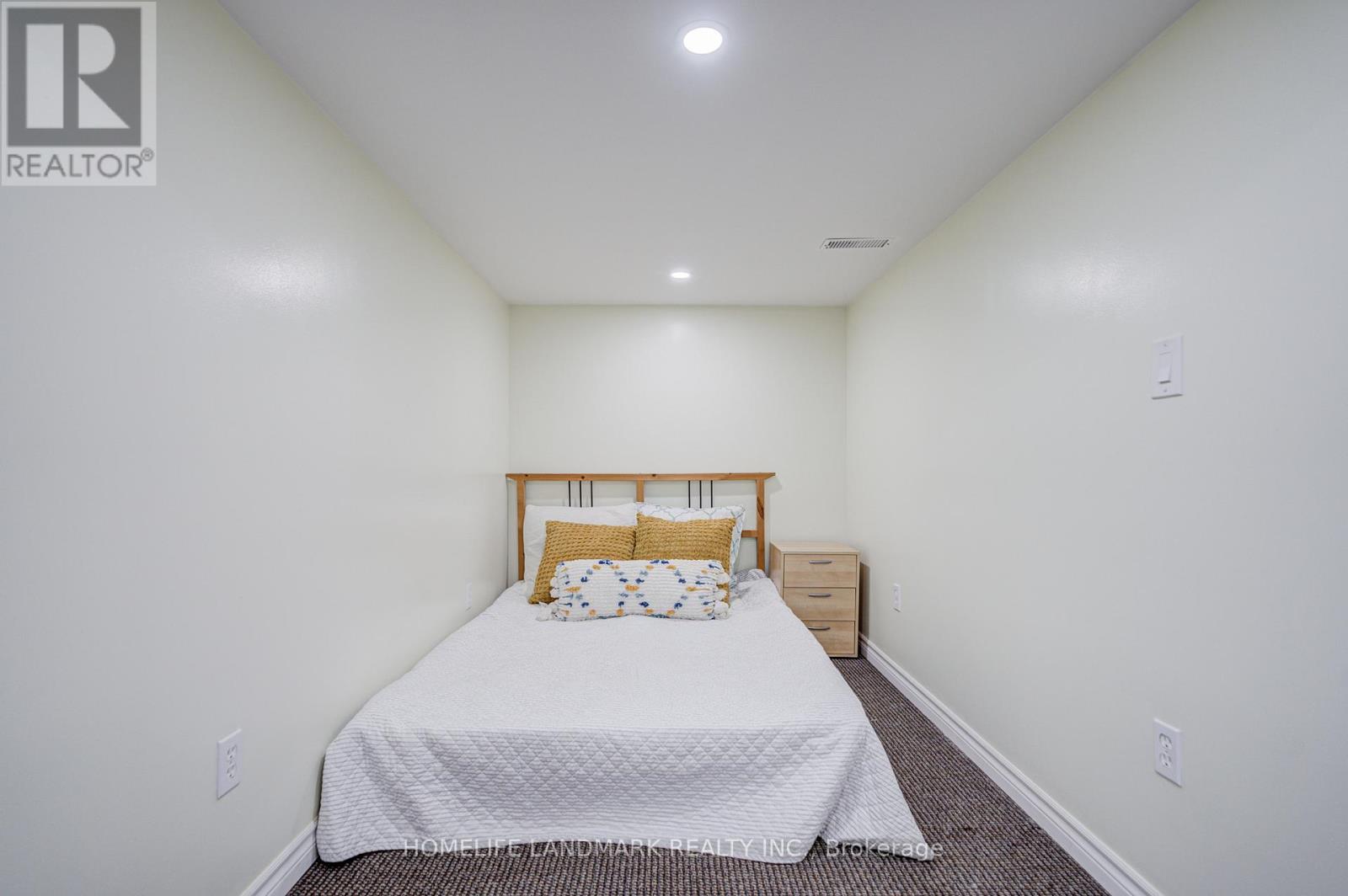 30 Richard Coulson Crescent, Whitchurch-Stouffville, Ontario  L4A 0G7 - Photo 36 - N12726570