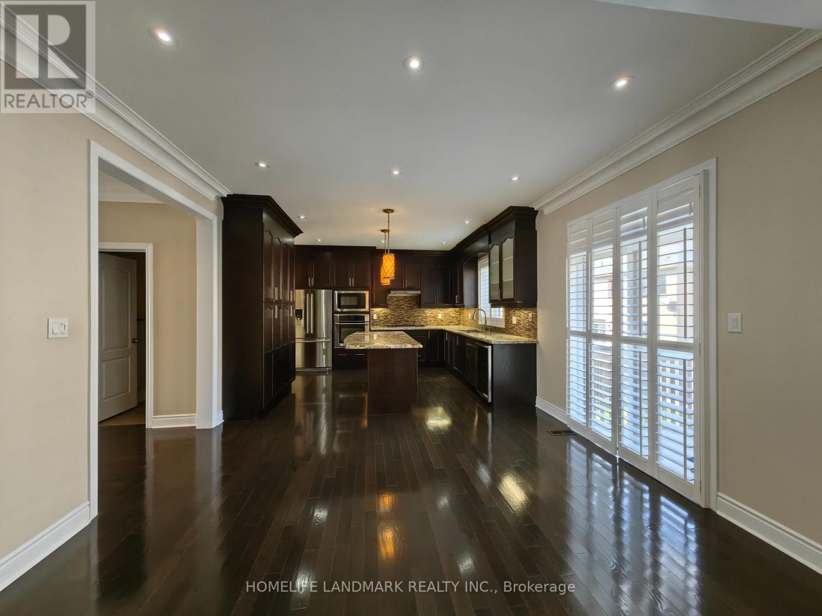 991 Sherman Brock Circle, Newmarket, Ontario  L3X 0B8 - Photo 14 - N12726586