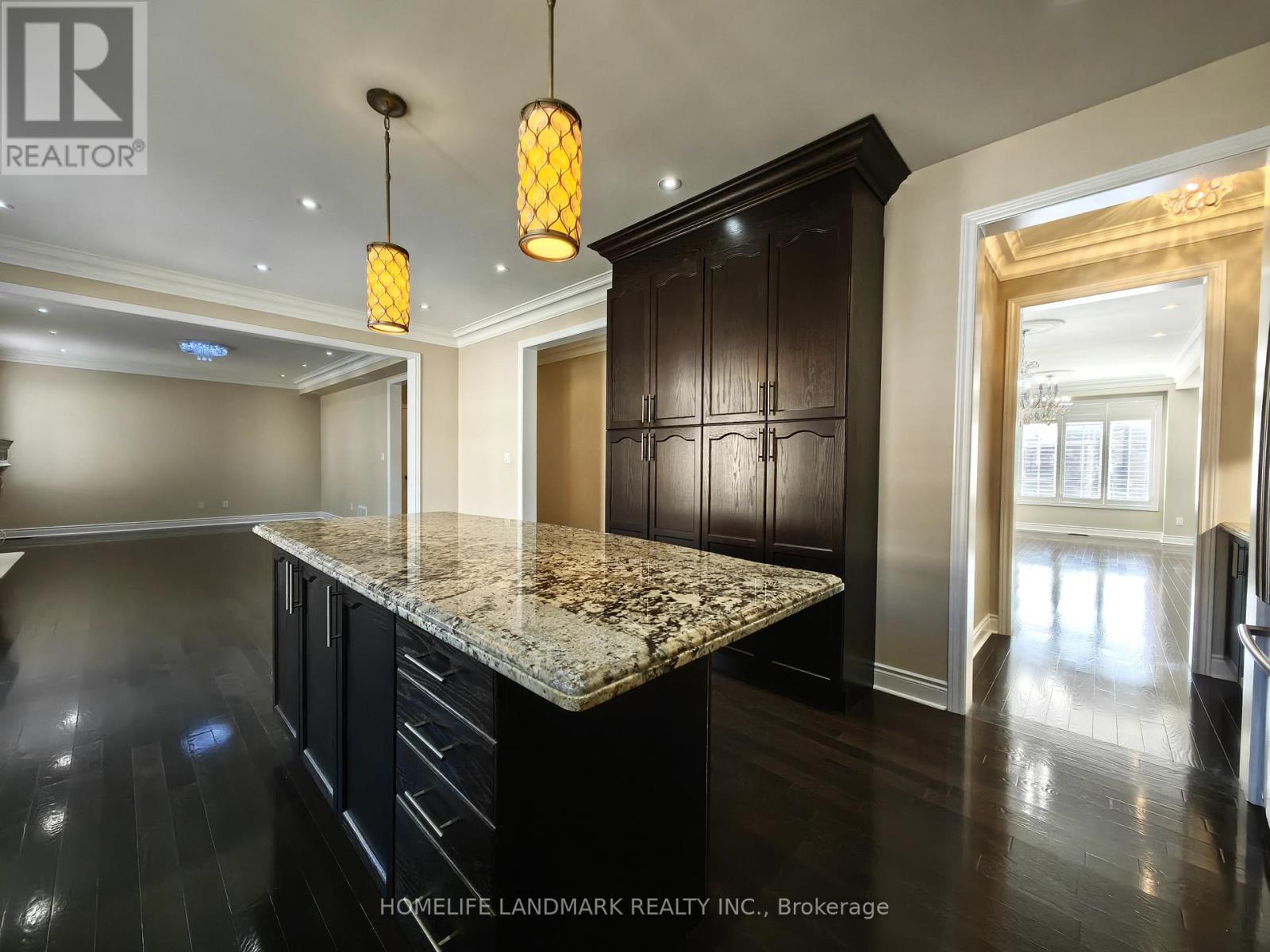 991 Sherman Brock Circle, Newmarket, Ontario  L3X 0B8 - Photo 16 - N12726586