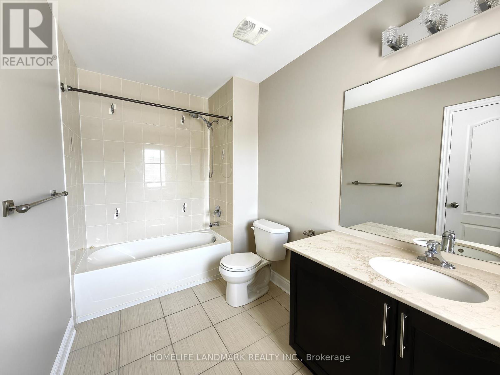 991 Sherman Brock Circle, Newmarket, Ontario  L3X 0B8 - Photo 31 - N12726586