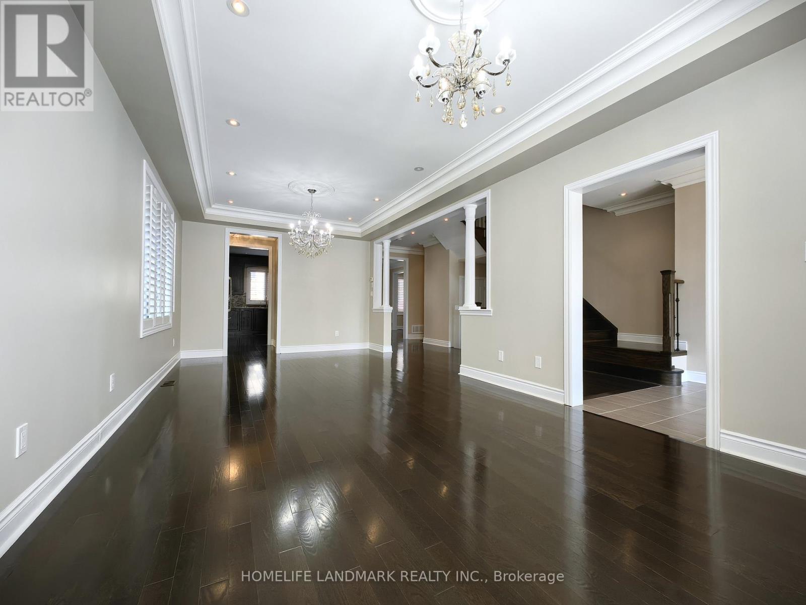 991 Sherman Brock Circle, Newmarket, Ontario  L3X 0B8 - Photo 6 - N12726586