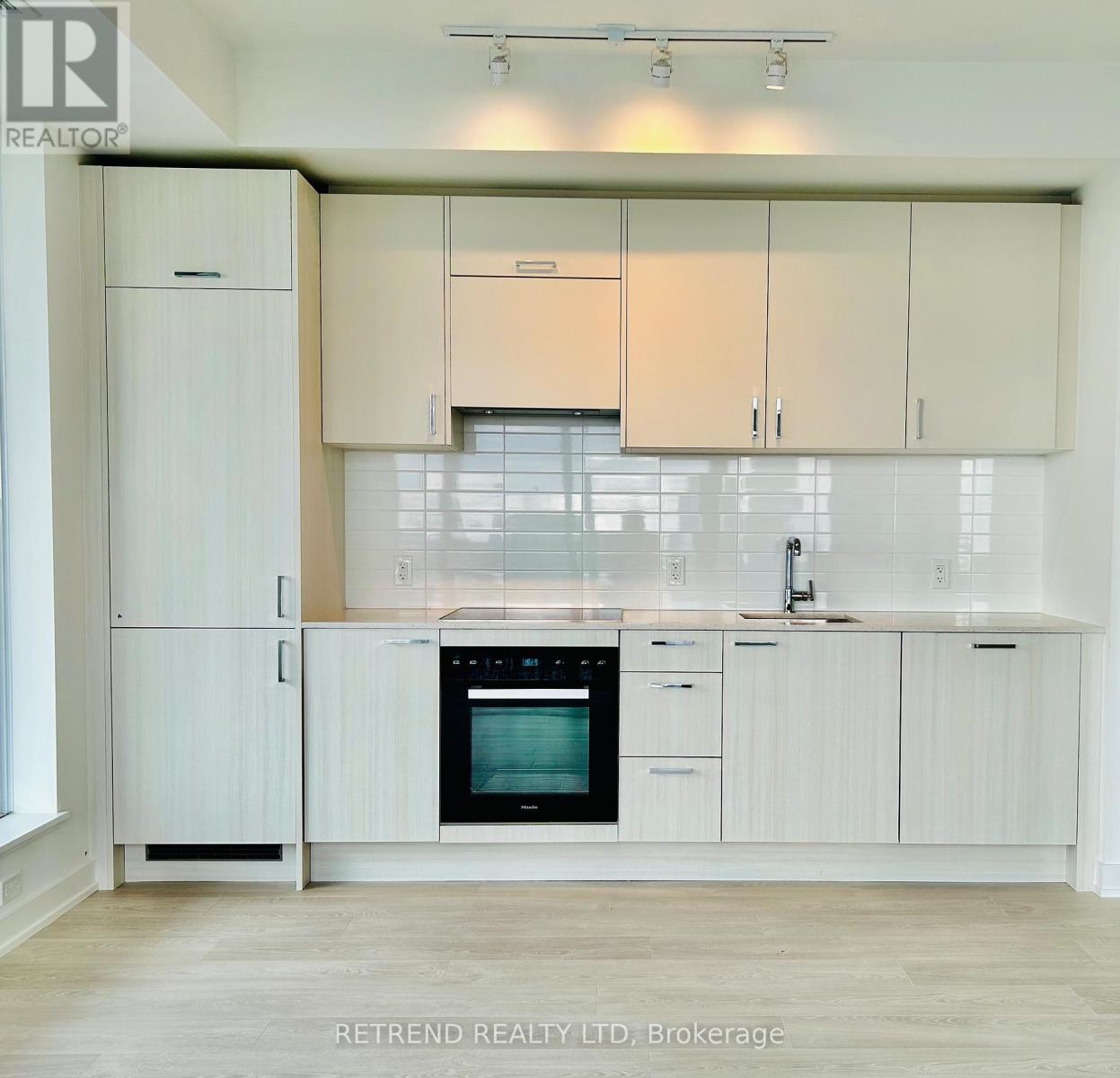 1914 - 1 Quarrington Lane, Toronto, Ontario  M3C 0S4 - Photo 6 - C12726182