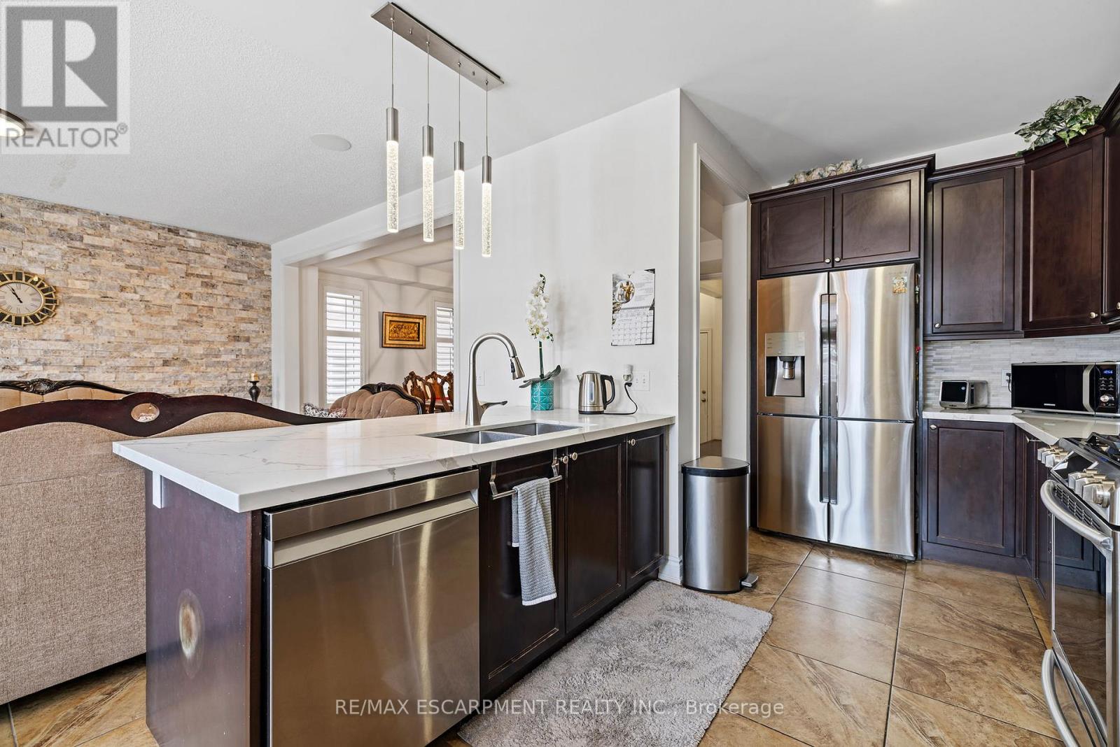 114 Chaumont Drive, Hamilton, Ontario  L9B 0K4 - Photo 19 - X12726566