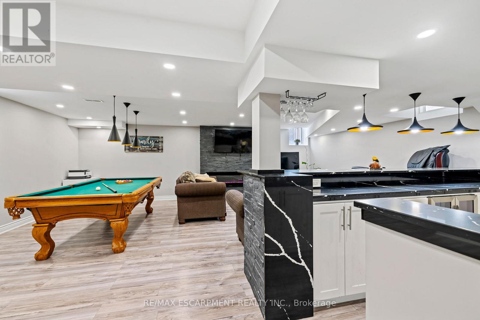 114 Chaumont Drive, Hamilton, Ontario  L9B 0K4 - Photo 38 - X12726566