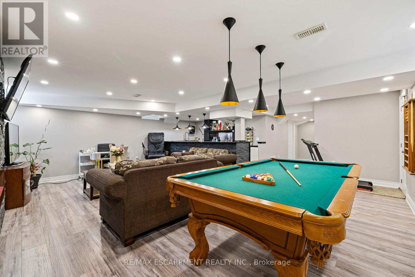 114 Chaumont Drive, Hamilton, Ontario  L9B 0K4 - Photo 39 - X12726566