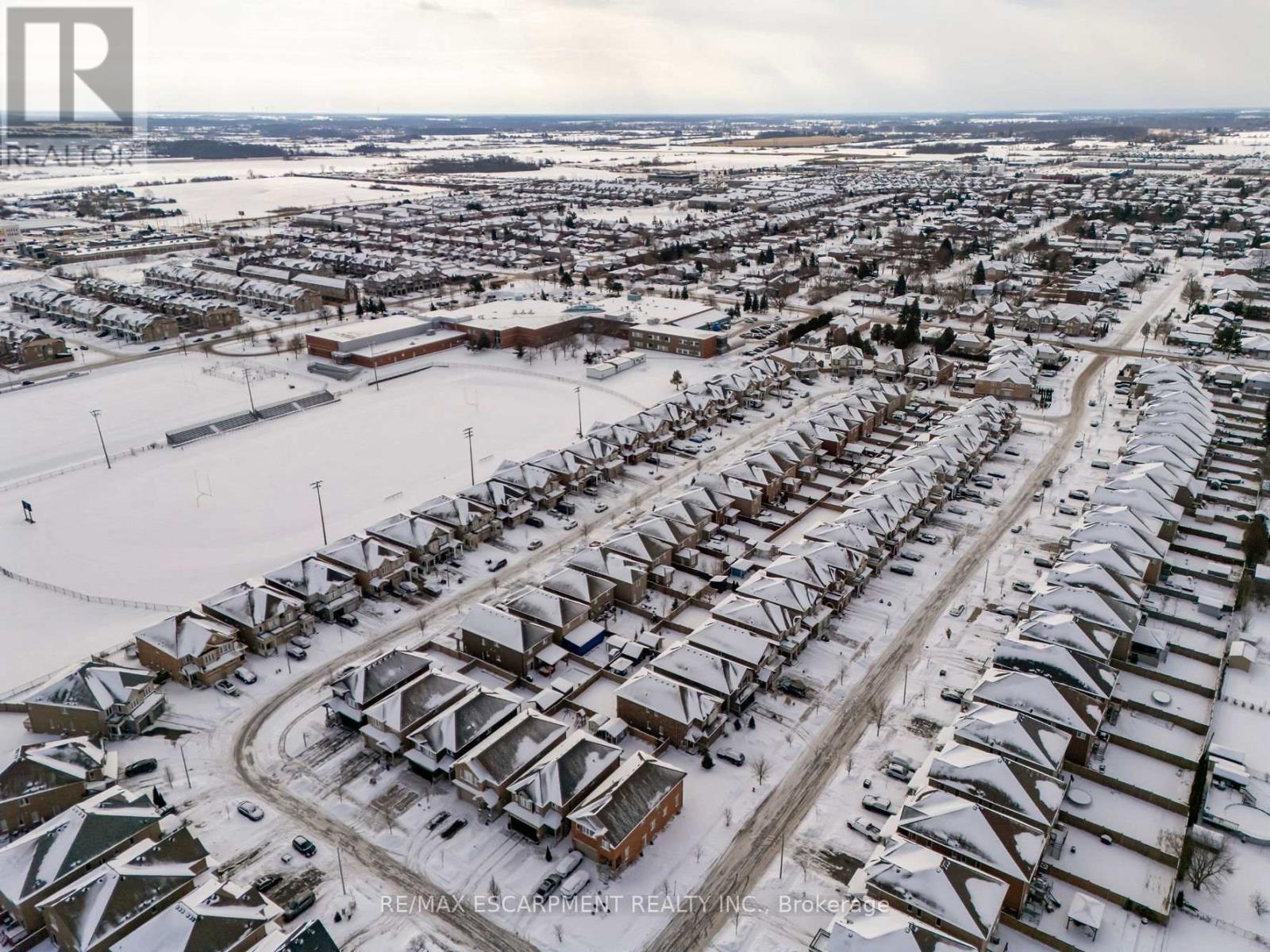 114 Chaumont Drive, Hamilton, Ontario  L9B 0K4 - Photo 50 - X12726566