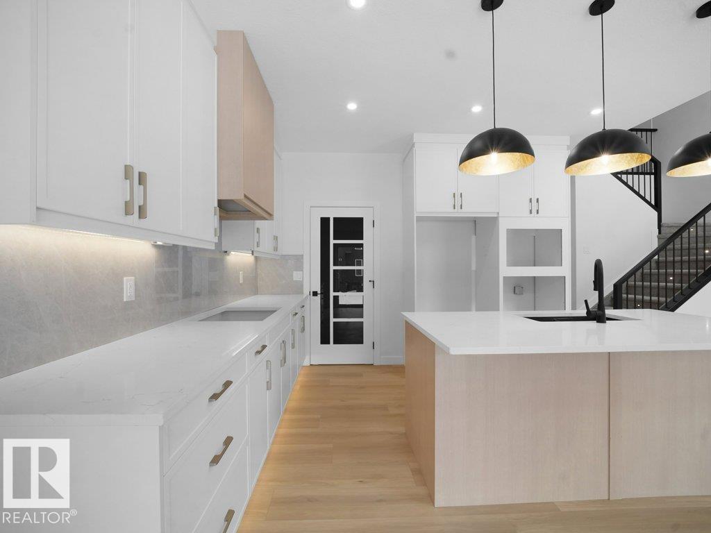 3328 Chickadee Dr Nw, Edmonton, Alberta  T5S 0V6 - Photo 25 - E4470962