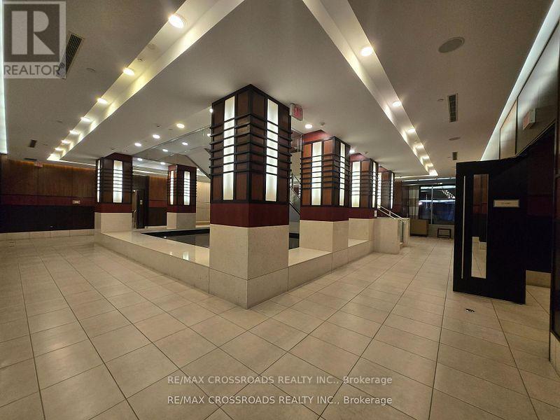 320 - 33 Cox Boulevard, Markham, Ontario  L3R 8A6 - Photo 5 - N12711928