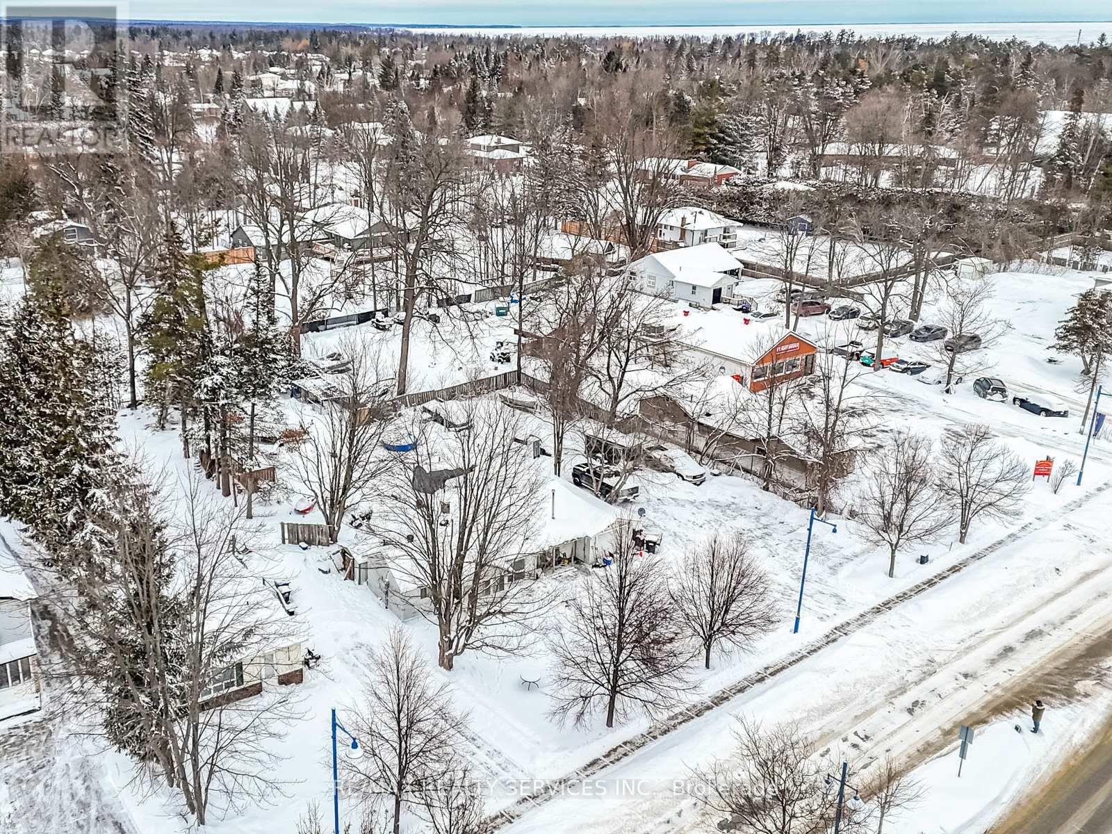 908 Innisfil Beach Road, Innisfil, Ontario  L9S 2C2 - Photo 4 - N12708074