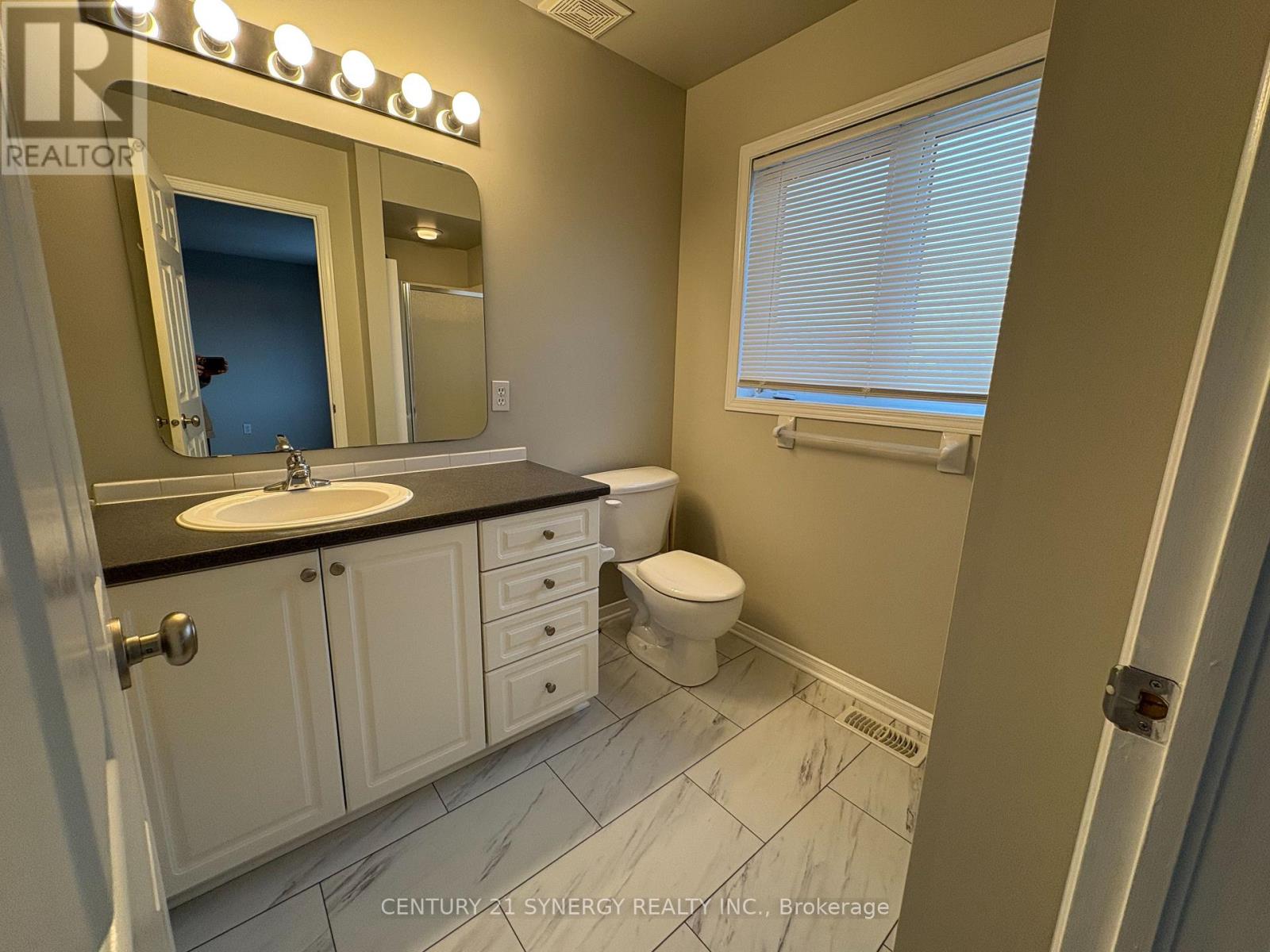 159 Harbour View Street, Ottawa, Ontario  K2G 7E8 - Photo 11 - X12726598