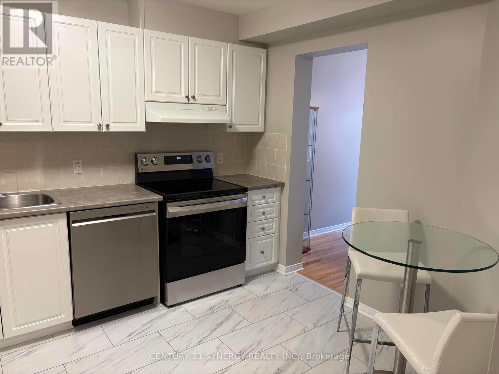 159 Harbour View Street, Ottawa, Ontario  K2G 7E8 - Photo 7 - X12726598