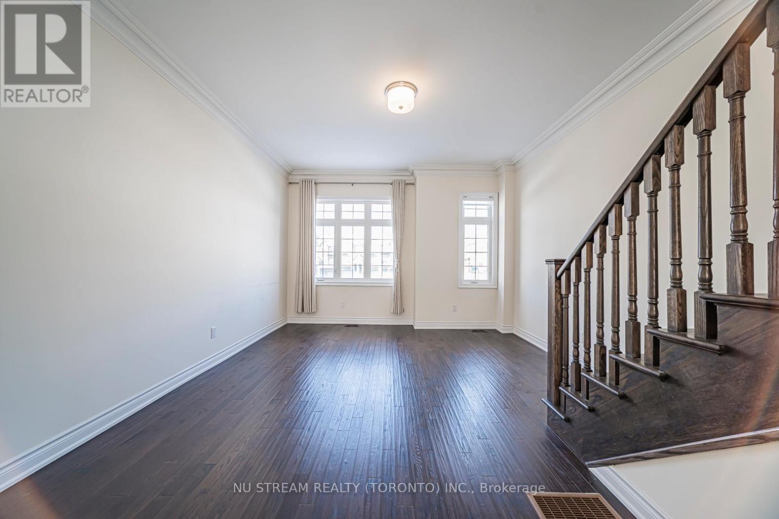 47 New Yorkton Avenue, Markham, Ontario  L6C 0Y5 - Photo 13 - N12726592