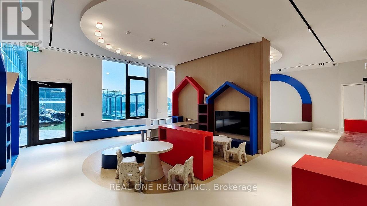 904 - 395 Square One Drive, Mississauga, Ontario  L5B 0P6 - Photo 31 - W12726594