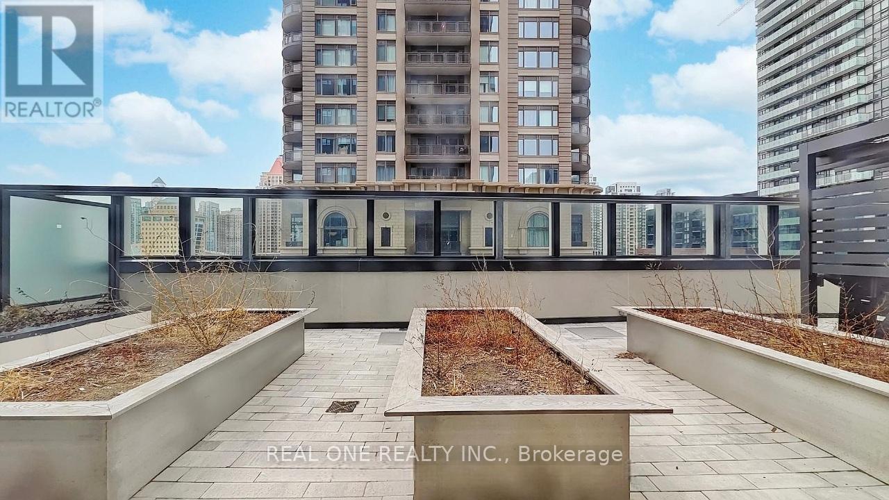 904 - 395 Square One Drive, Mississauga, Ontario  L5B 0P6 - Photo 41 - W12726594