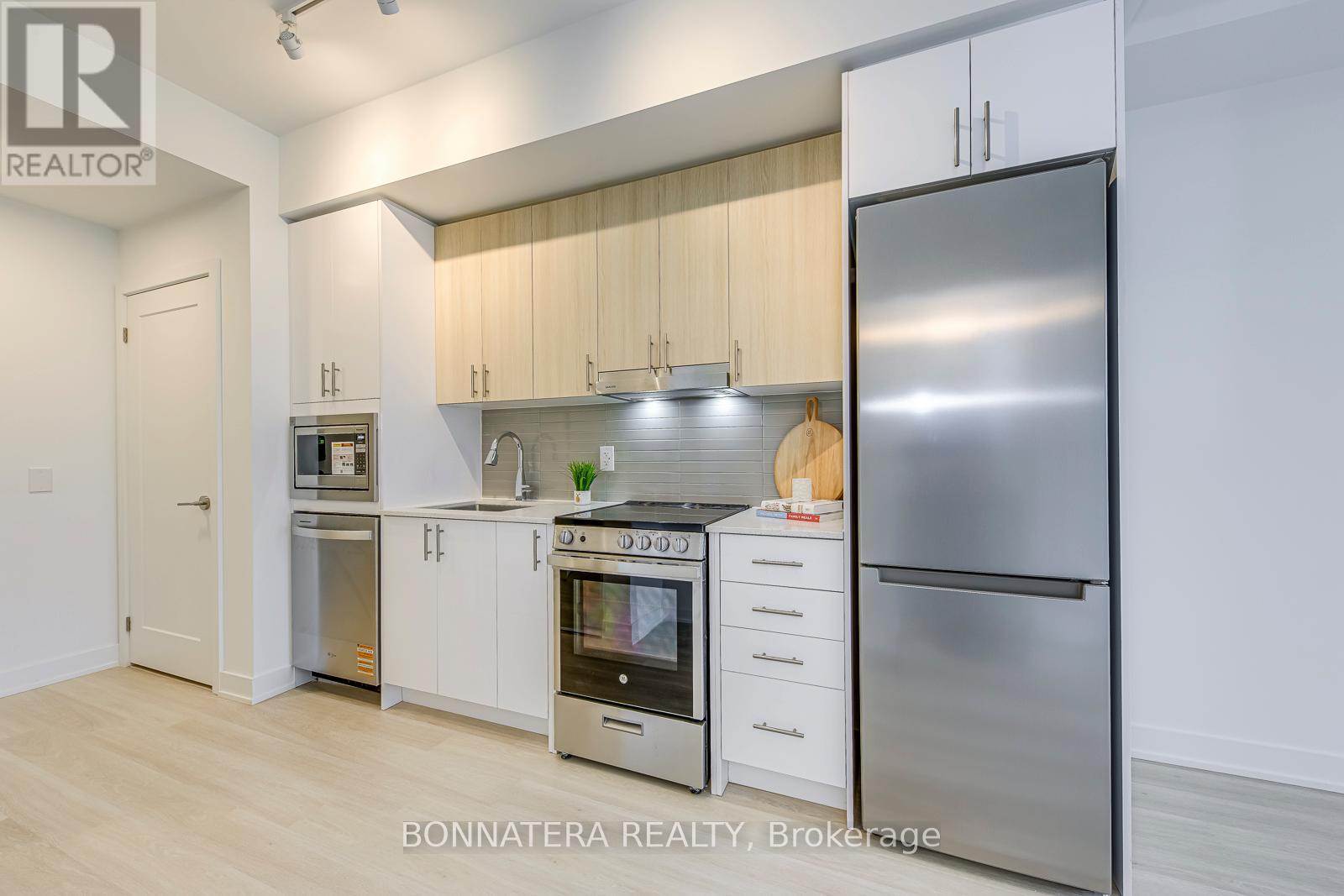 810 - 5105 Hurontario Street, Mississauga, Ontario  L4Z 0C9 - Photo 7 - W12726602