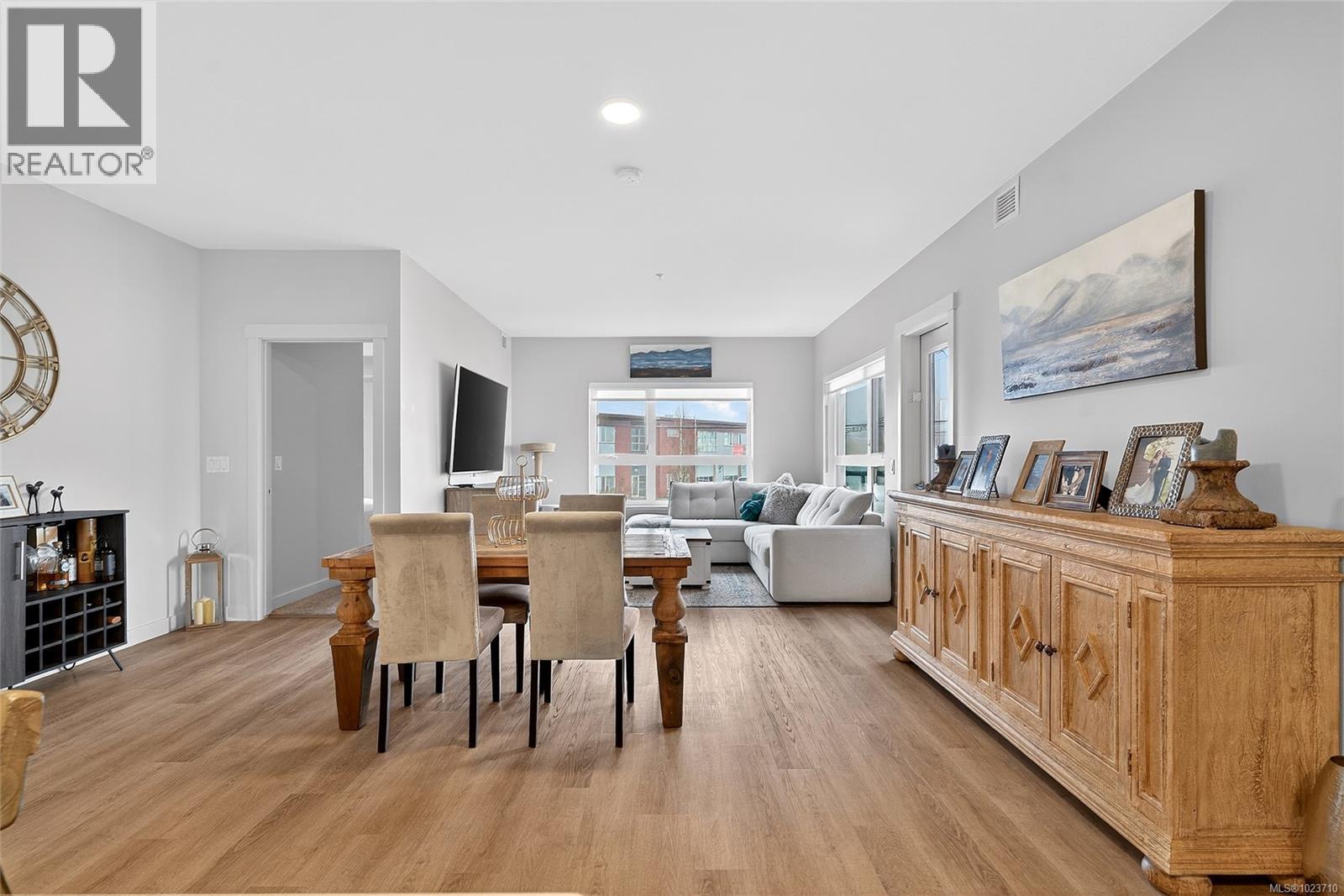 205 140 Jensen Ave W, Parksville, British Columbia  V9P 0H7 - Photo 6 - 1023710