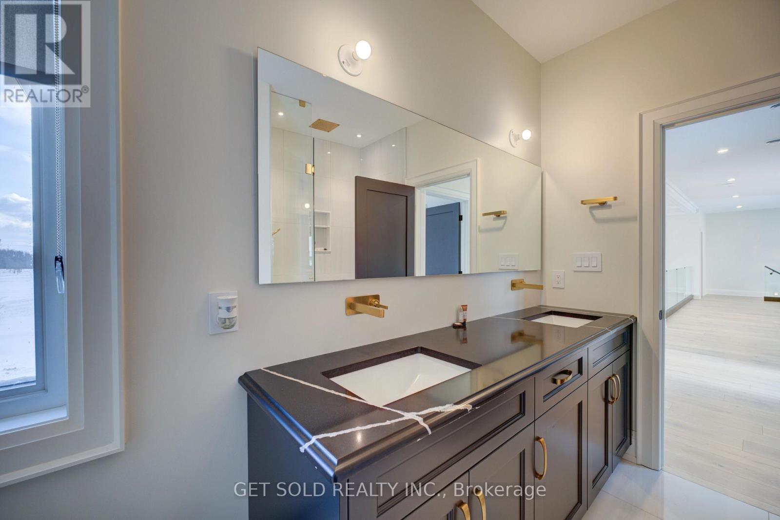 3465 Niagara River Parkway E, Fort Erie, Ontario  L0S 1S0 - Photo 19 - X12726590