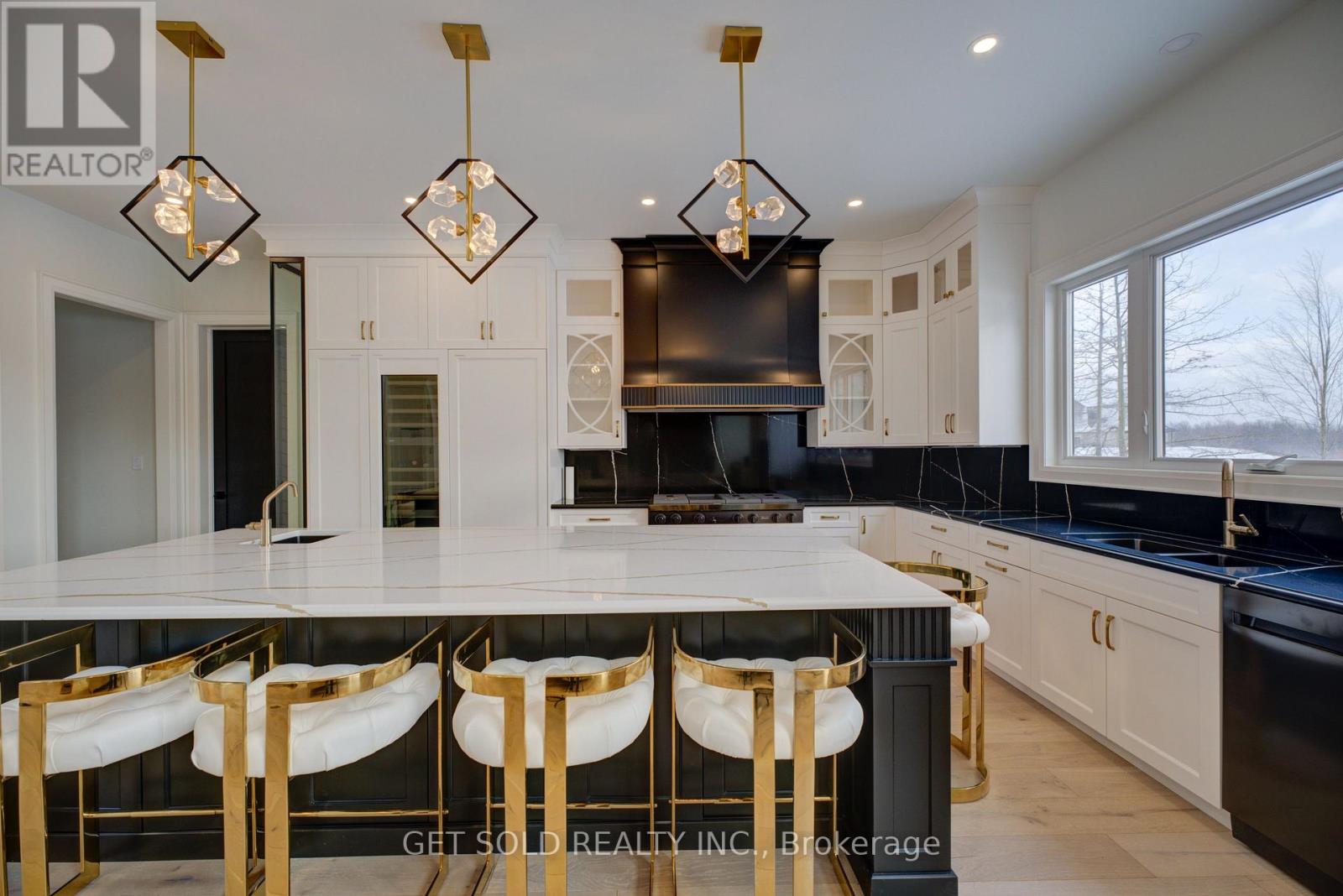 3465 Niagara River Parkway E, Fort Erie, Ontario  L0S 1S0 - Photo 5 - X12726590