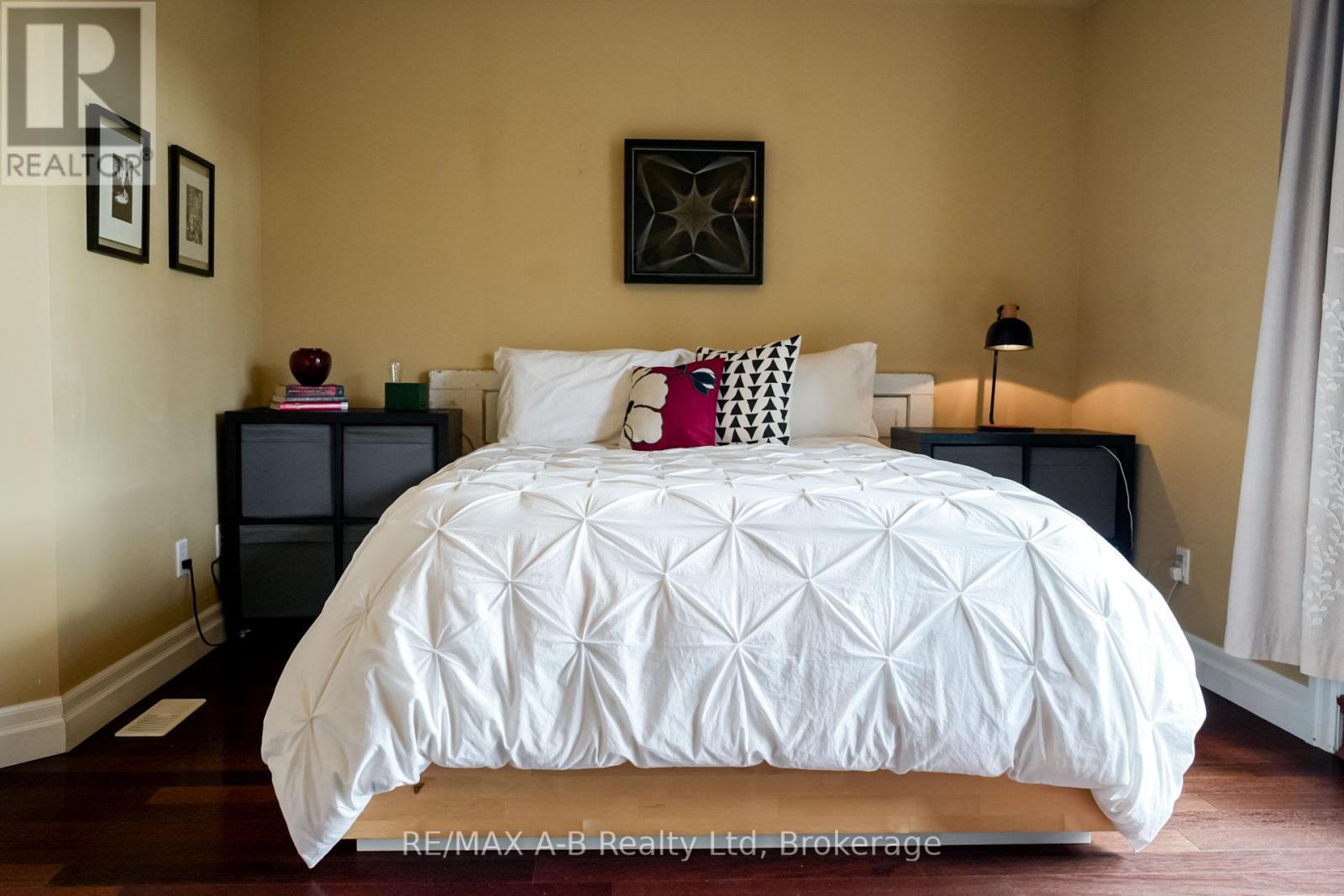 305 - 555 King Street E, Kitchener, Ontario N2G 2L9 - Photo 26 - X12480927