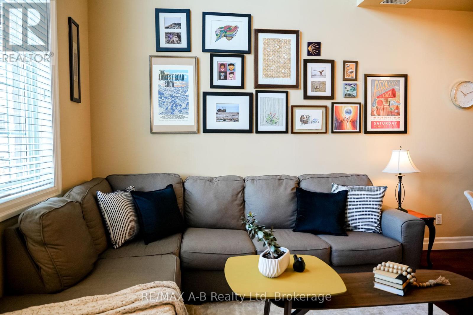 305 - 555 King Street E, Kitchener, Ontario N2G 2L9 - Photo 5 - X12480927