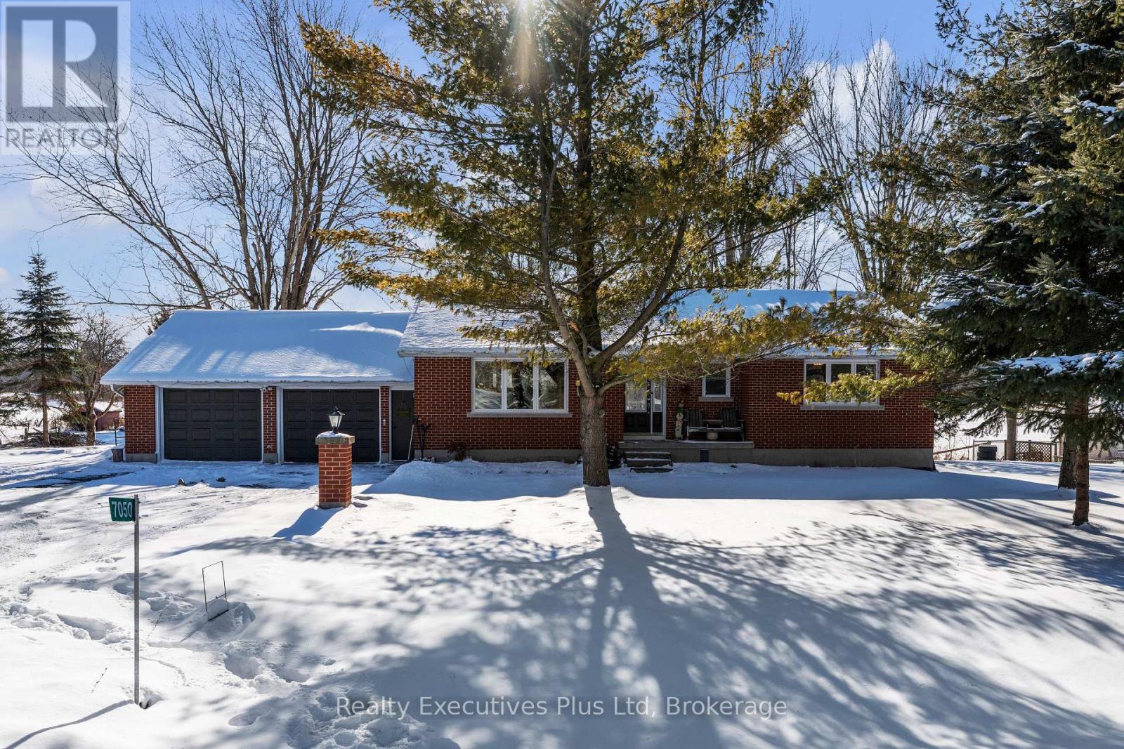 7050 County Road 2 Road, Loyalist, Ontario  K7K 1Z2 - Photo 2 - X12726620