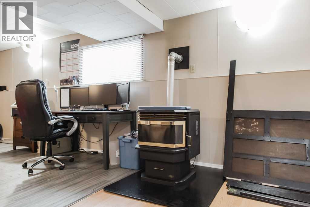 5102 43 Avenue, Spirit River, Alberta  T0H 3G0 - Photo 37 - A2276529