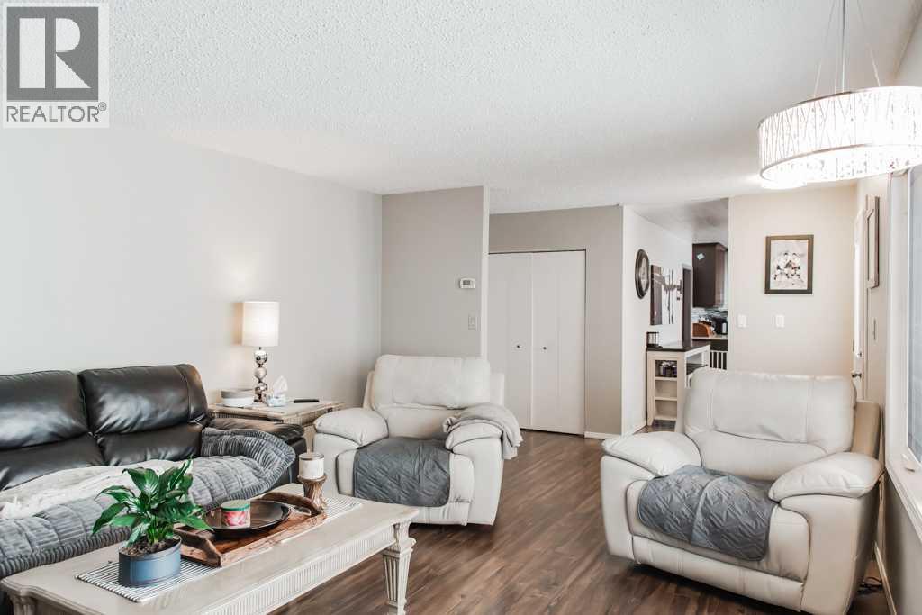 5102 43 Avenue, Spirit River, Alberta  T0H 3G0 - Photo 16 - A2276529