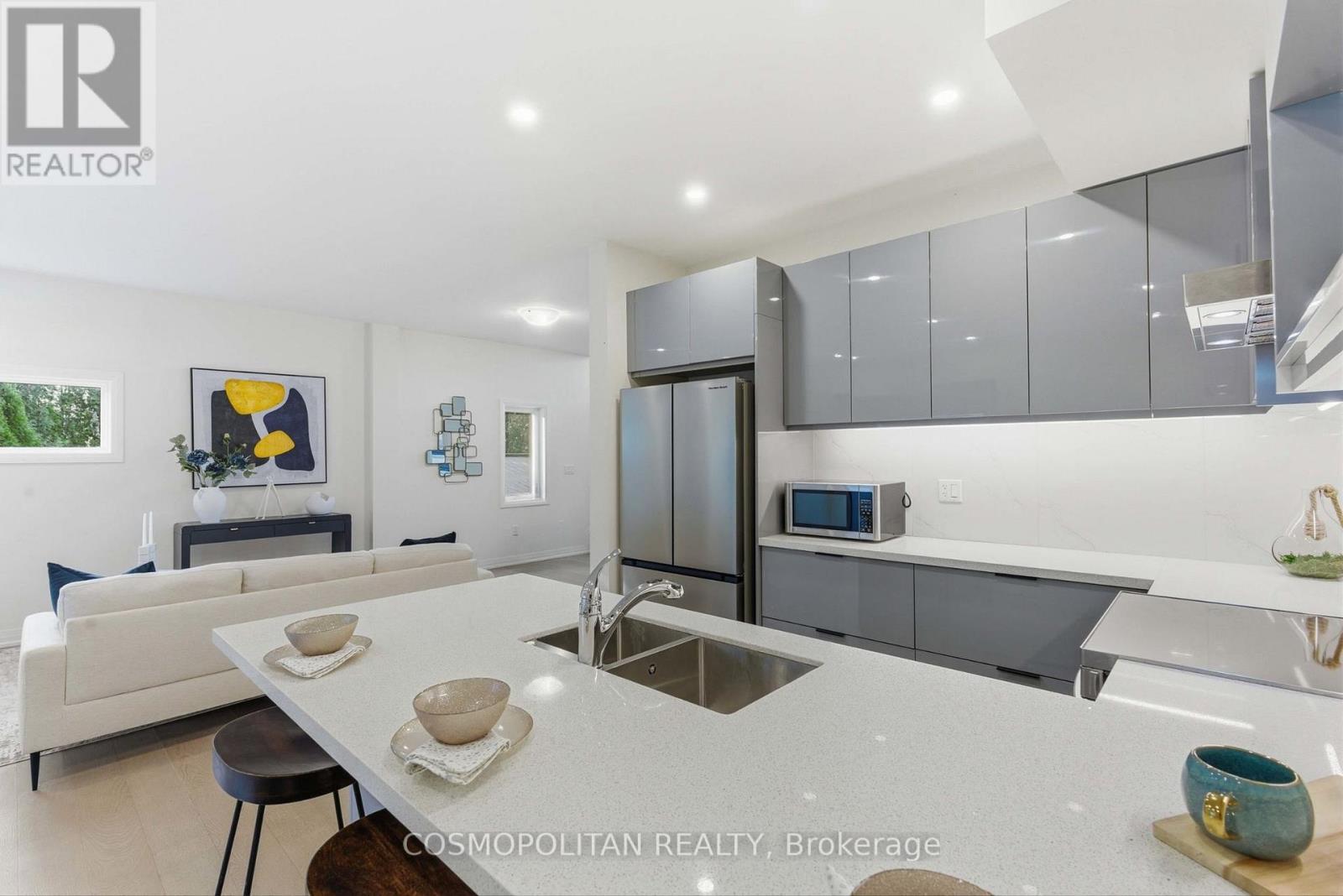 B - 71 Bradley Street, St. Catharines, Ontario  L2T 1R5 - Photo 13 - X12726644