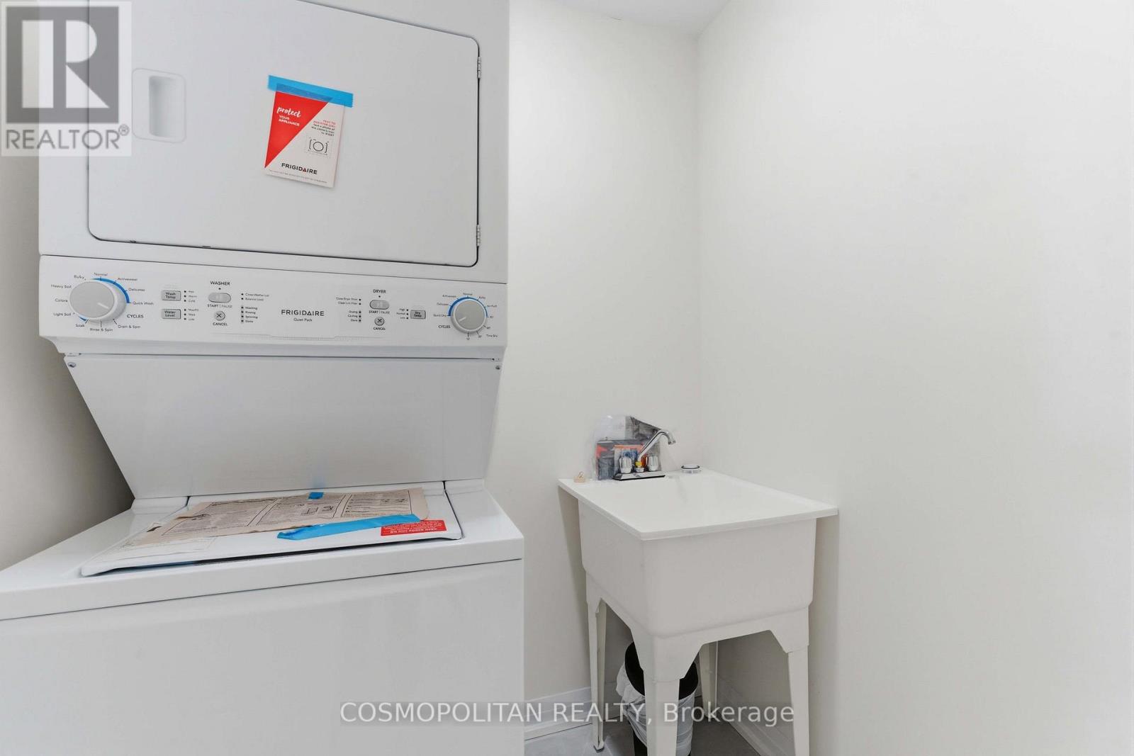 B - 71 Bradley Street, St. Catharines, Ontario  L2T 1R5 - Photo 35 - X12726644