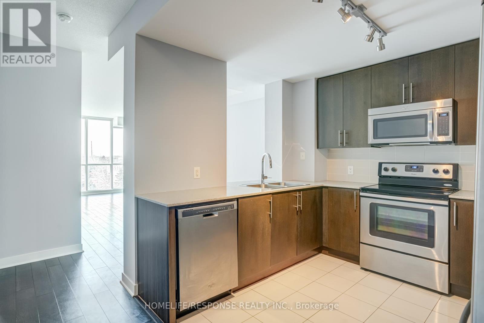 305 - 3985 Grand Park Drive, Mississauga, Ontario  L5B 0H8 - Photo 6 - W12651812