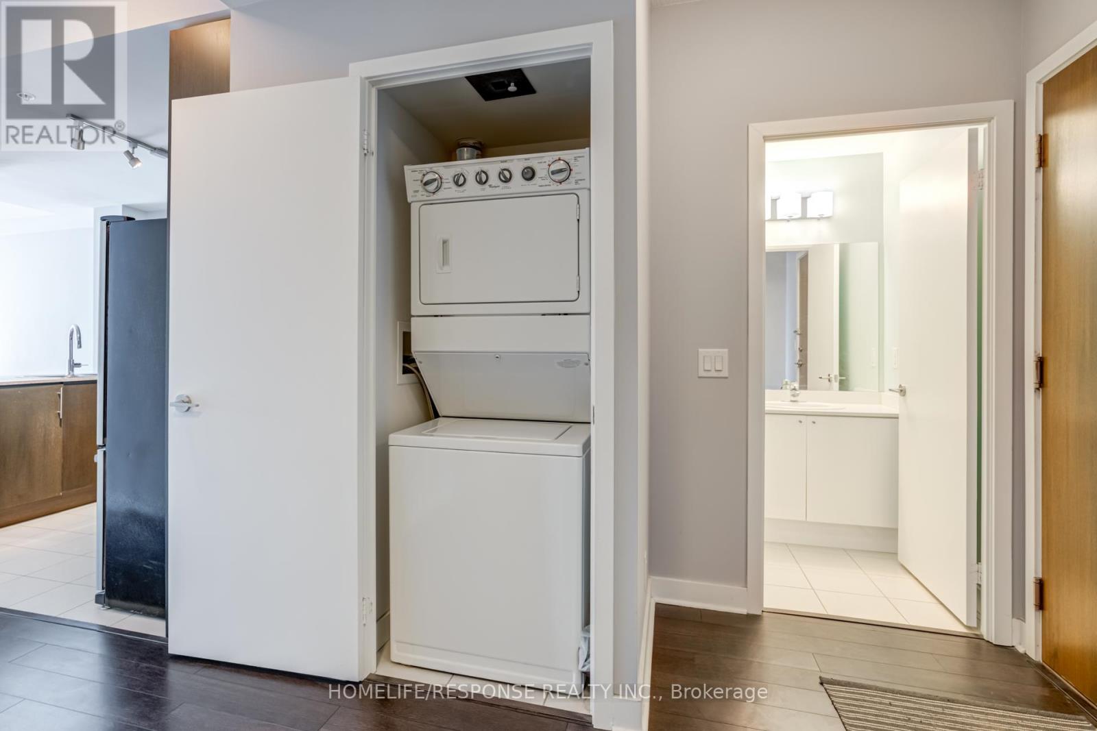 305 - 3985 Grand Park Drive, Mississauga, Ontario  L5B 0H8 - Photo 4 - W12651812