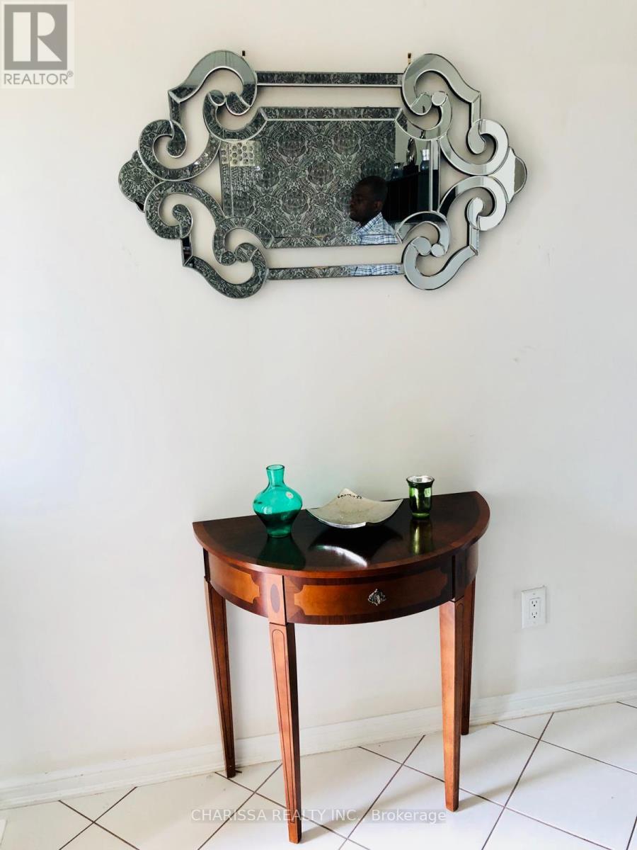 945 Farmstead Drive, Milton, Ontario  L9T 8H9 - Photo 17 - W12721252