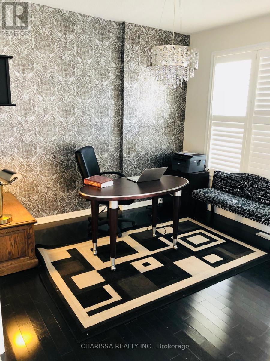 945 Farmstead Drive, Milton, Ontario  L9T 8H9 - Photo 6 - W12721252